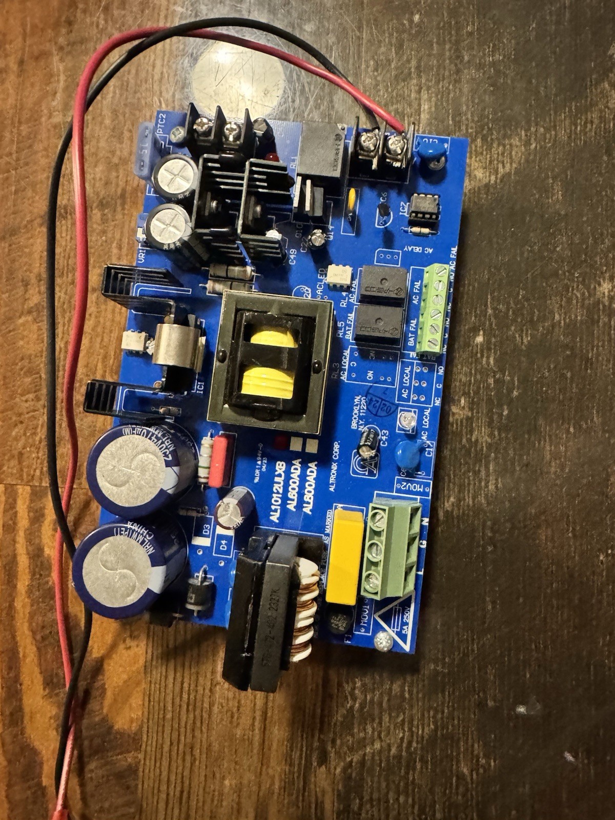 Altronix AL1012ULXB