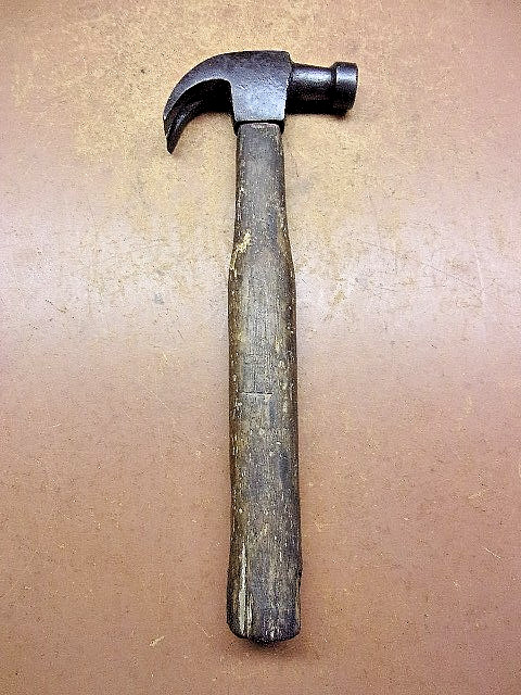 Vintage 9.4 Oz. Small Curved Claw Hammer Unbranded 10" Handle Made in USA