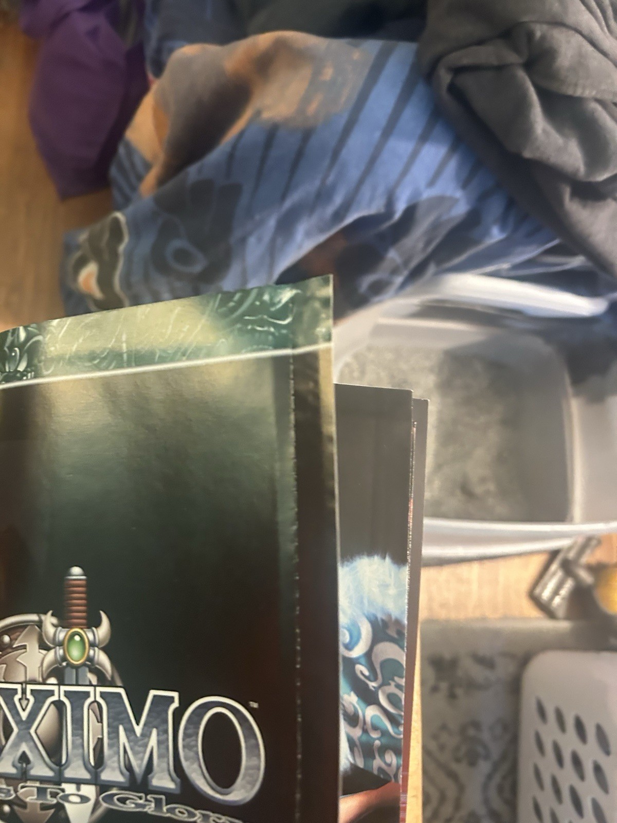 Maximo:Ghosts to Glory-Strategy Guide by Prima-w/Poster & Sealed Secrets Section