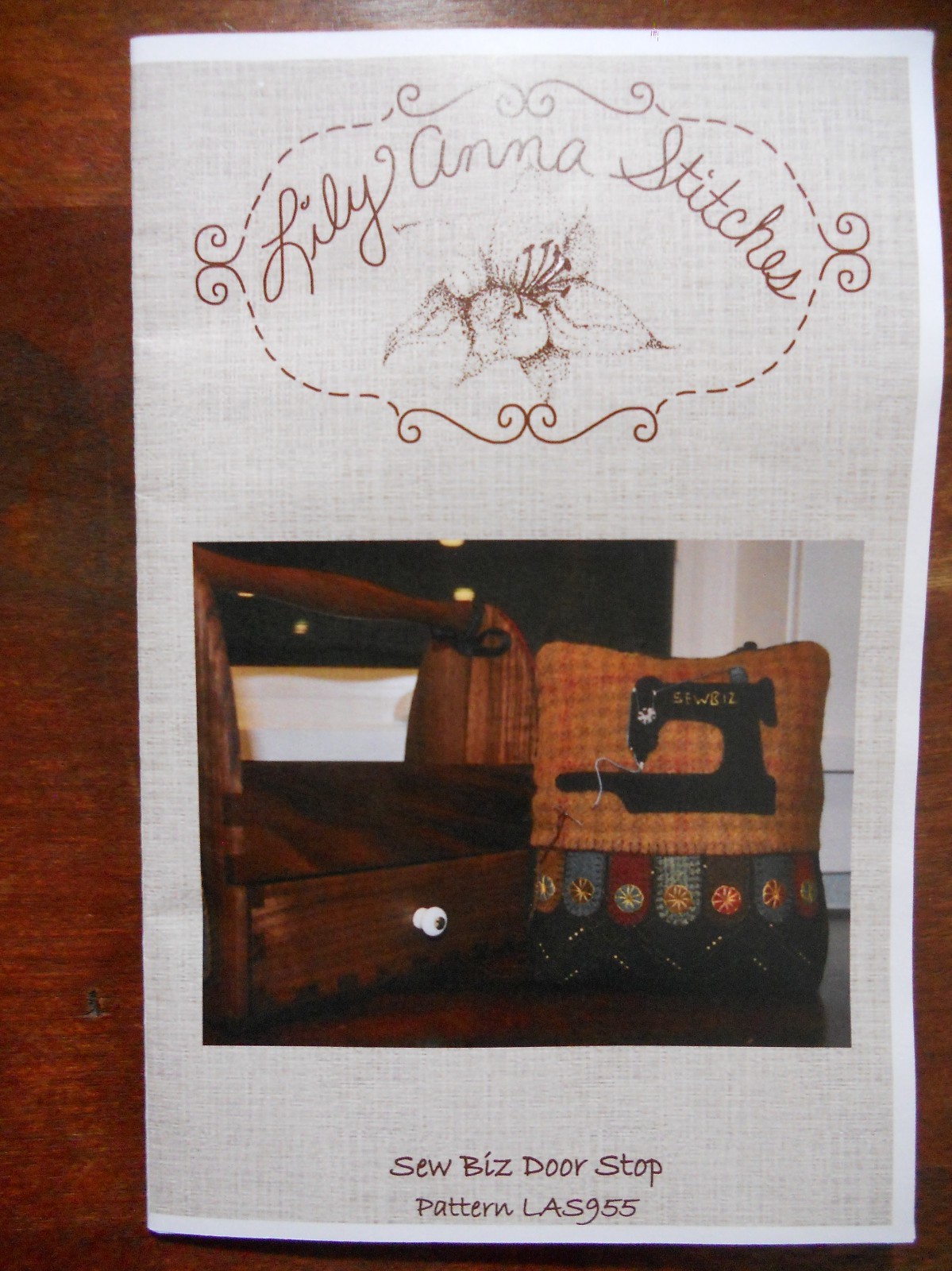 Sew Biz Door Stop Printed Pattern, Lily Anna Stitches with Featherweight design