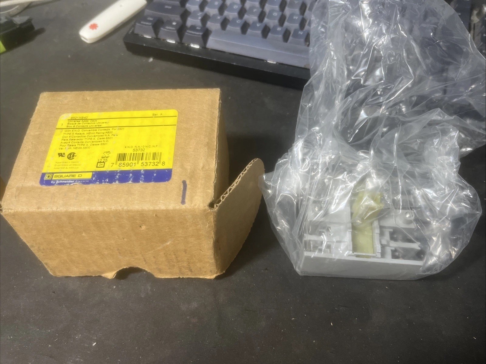 SCHNEIDER ELECTRIC 8501 XB-40 / 8501XB40 (NEW NO BOX)