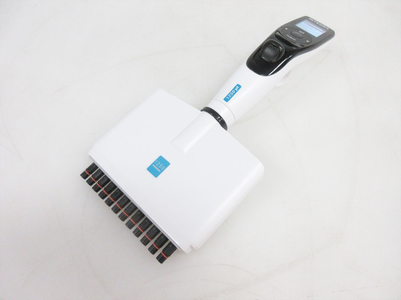 INTEGRA VIAFLO 1250 uL 12 CHANNEL LIGHTWEIGHT ELECTRONIC PIPETTE 4634