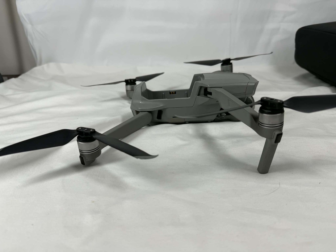 DJI Mavic Air 2 4K Camera Drone w/ Controller & 2 Batteries TS 363012