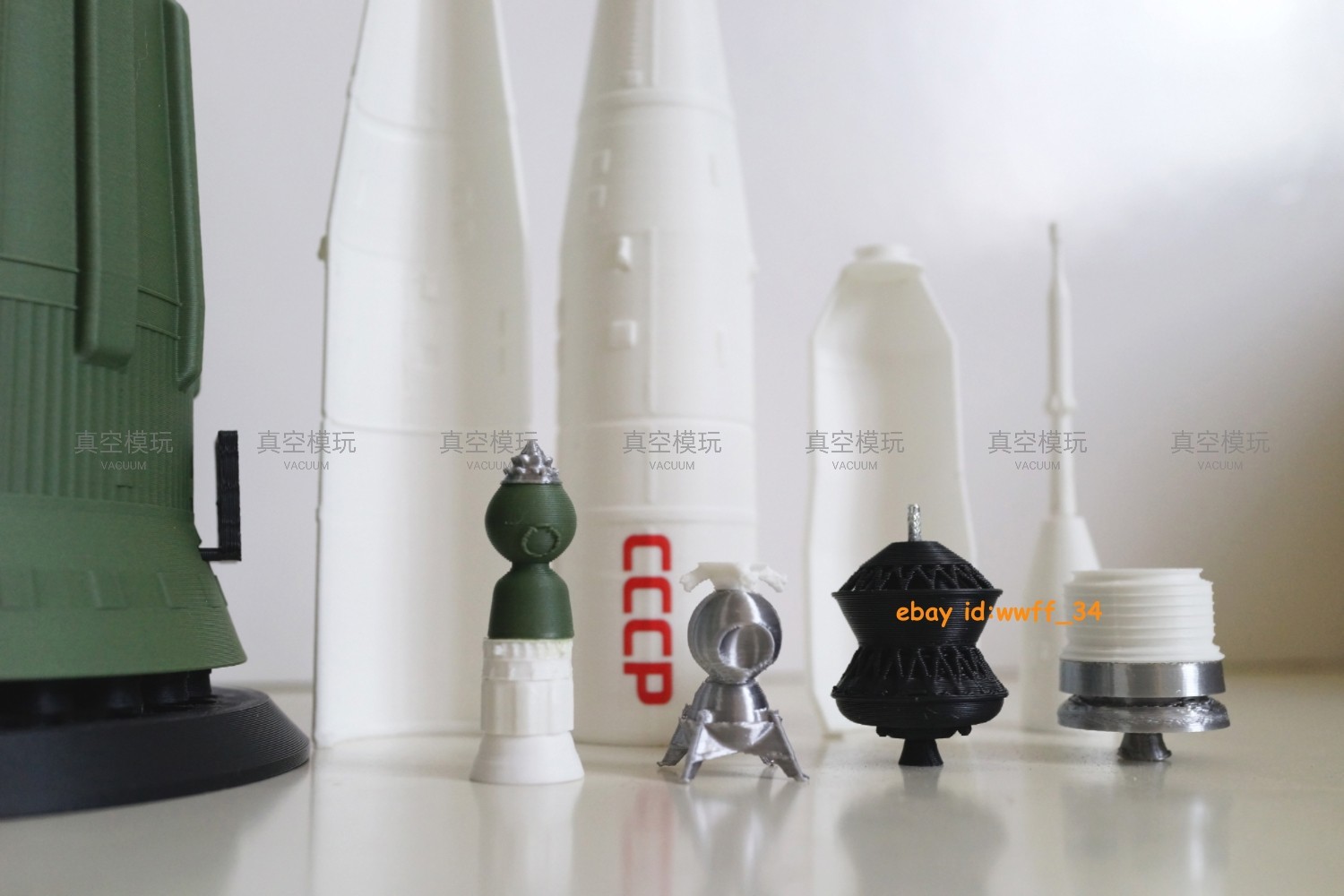 1/200 CCCP Lunar Launch Program N1 Heavy Carrier Rocket Finished Static Model