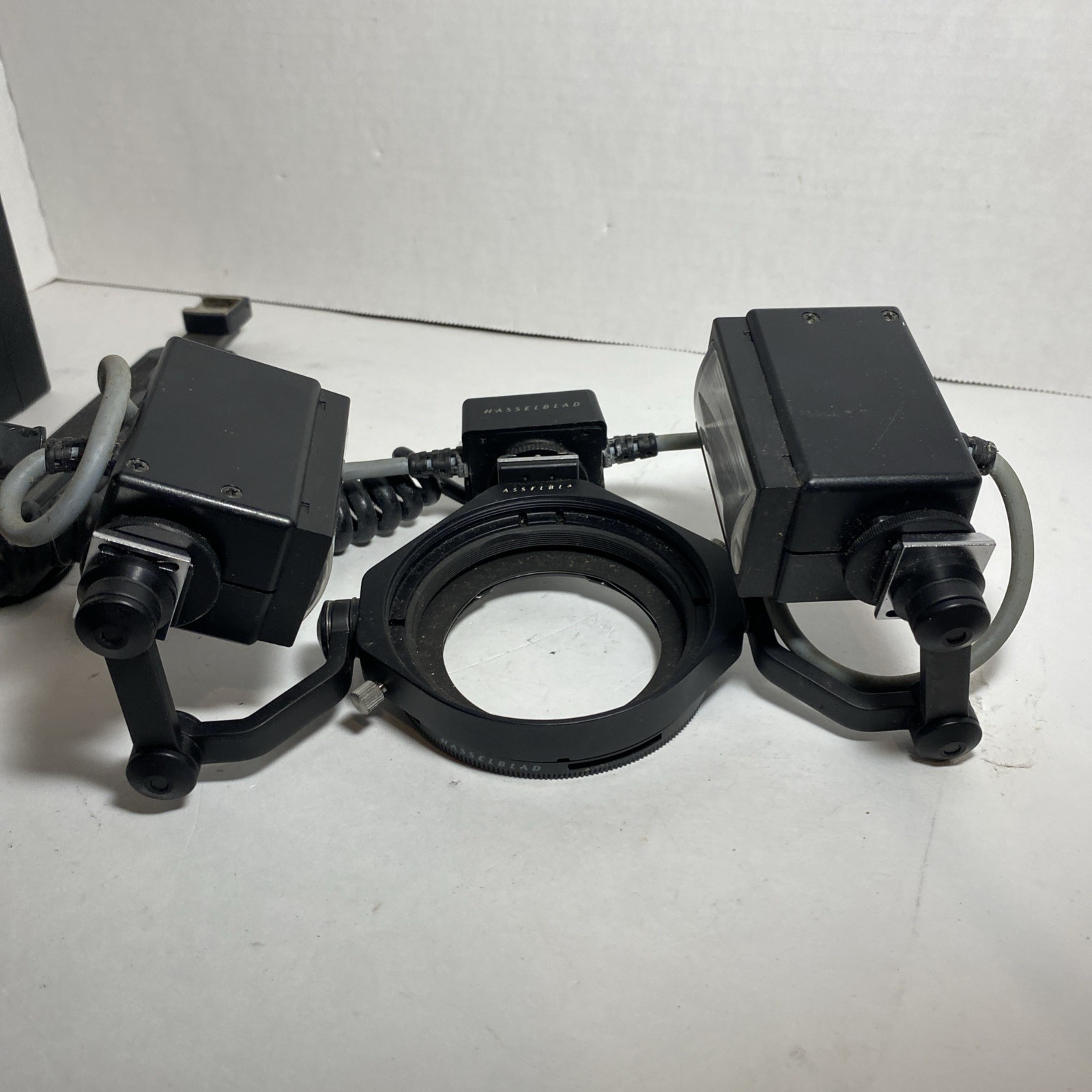 Hasselblad Macro Flash 2802 M/C with Manual - Untested As Is