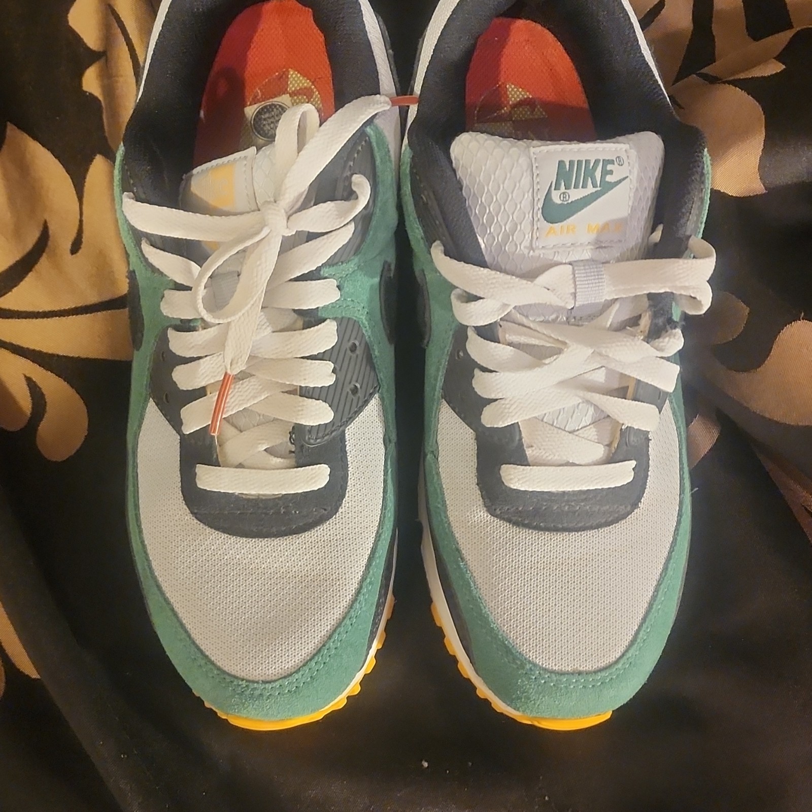 Nike Air Max 90 Gorge Green Low Top Leather Sneakers DM0029-004 Colorblock