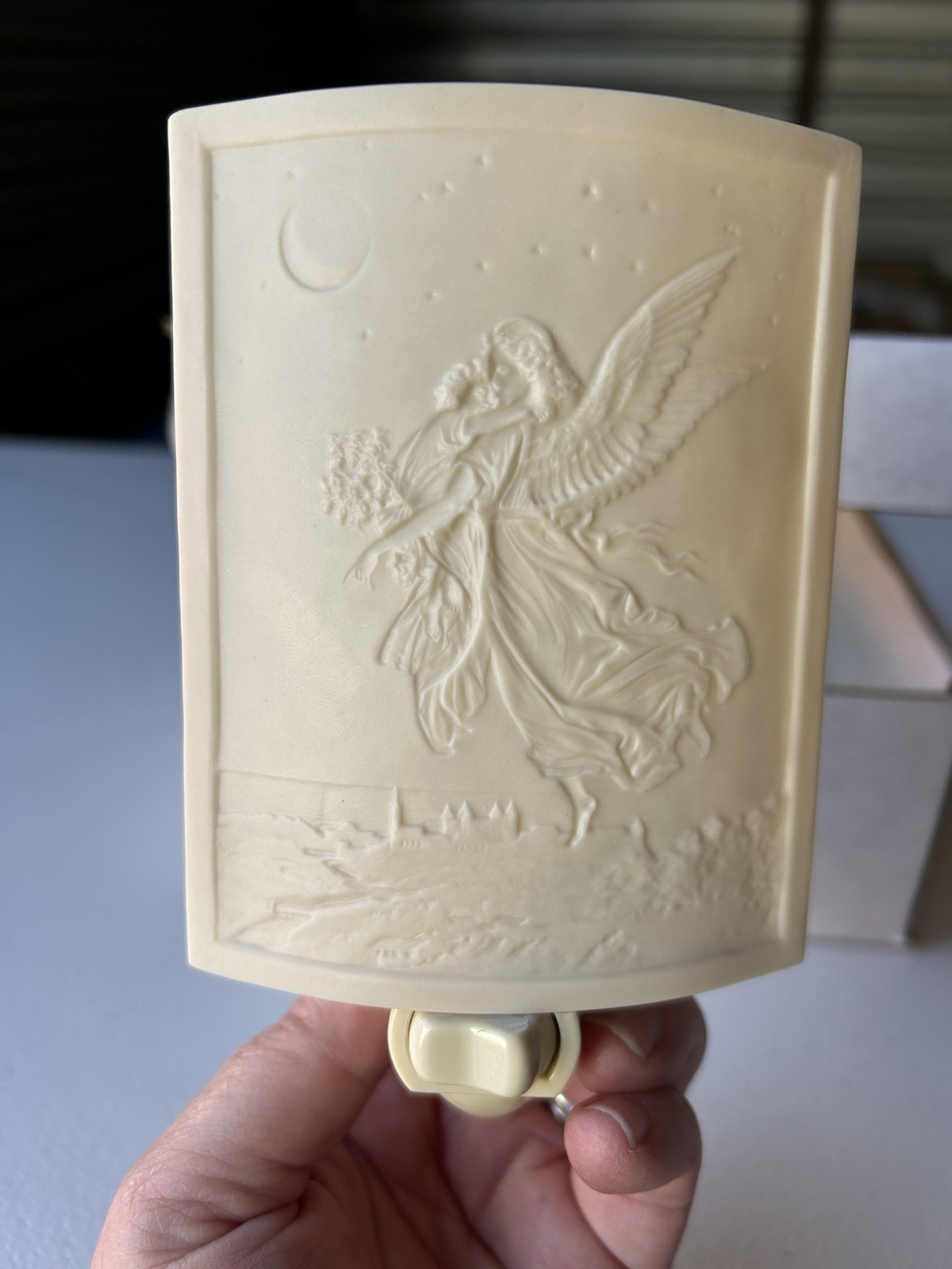 Vintage Porcelain Garden Lithophane Nightlight  Med Guardian Angel *NOT TESTED*