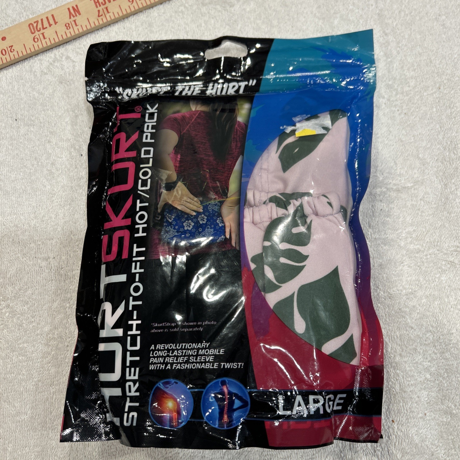 HurtSkurt  Stretch-To-Fit Hot/Cold Pack. Size Large New Sealed