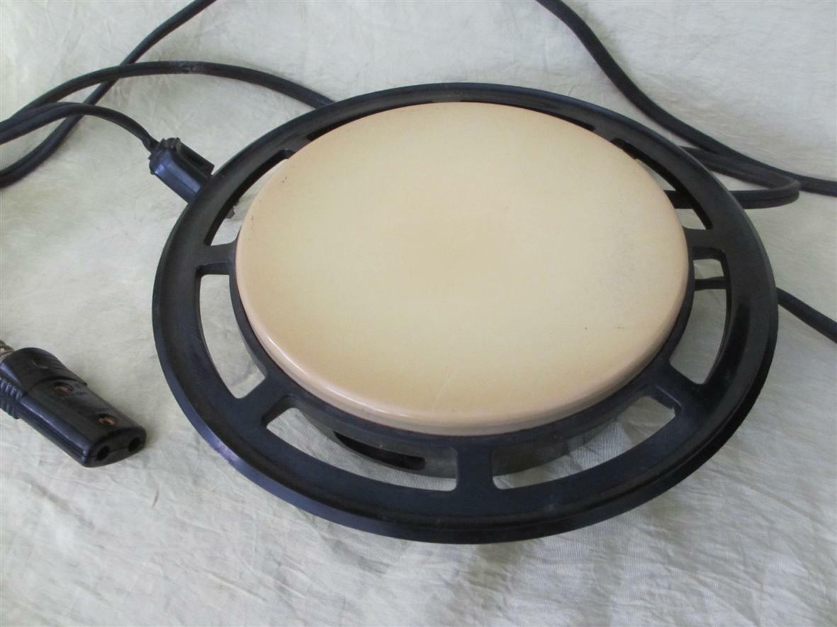 70" long cord West Bend Electric hot pad Trivet yellow 70" single heating warmer