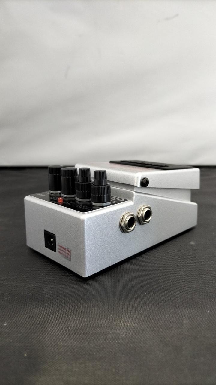 BOSS SYB-5 Bass Synthesizer