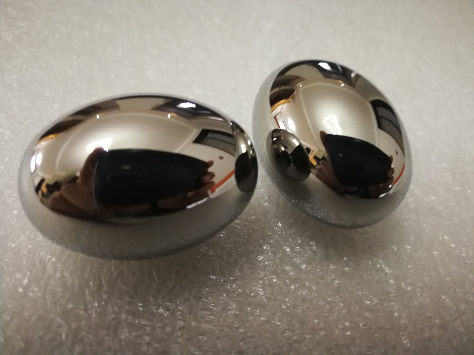 Gr.5 Titanium Oval Massage Ball 22x32mm  Egg-Shaped Health Care Polished  Silver