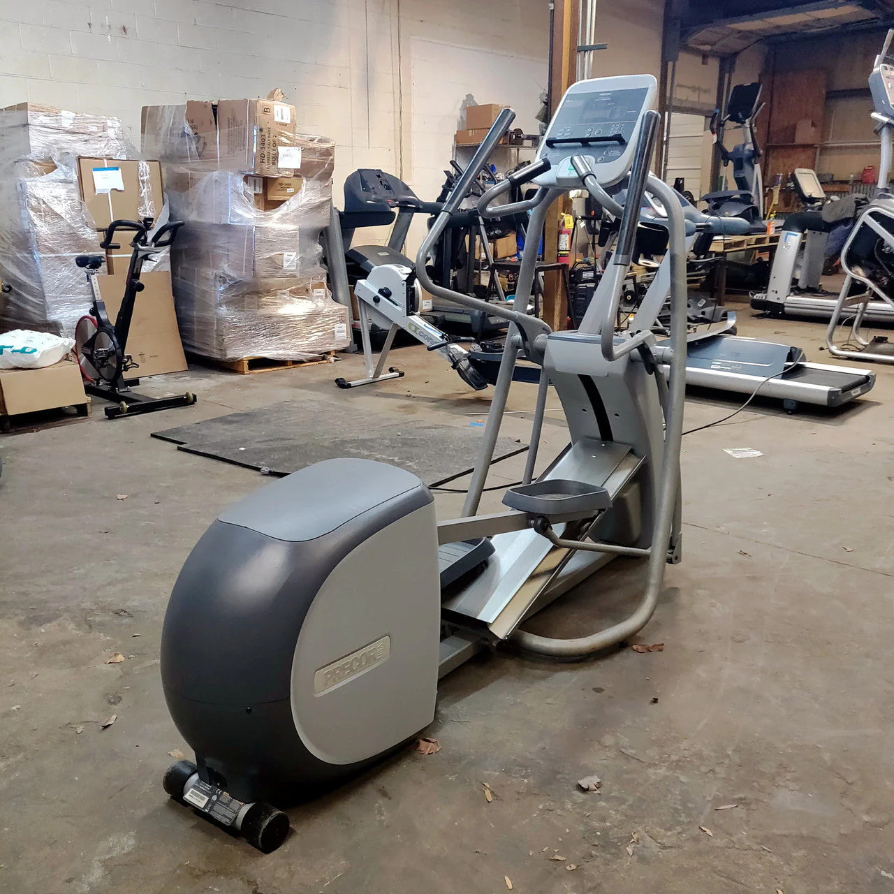 Precor EFX 534i Experience Commercial Elliptical