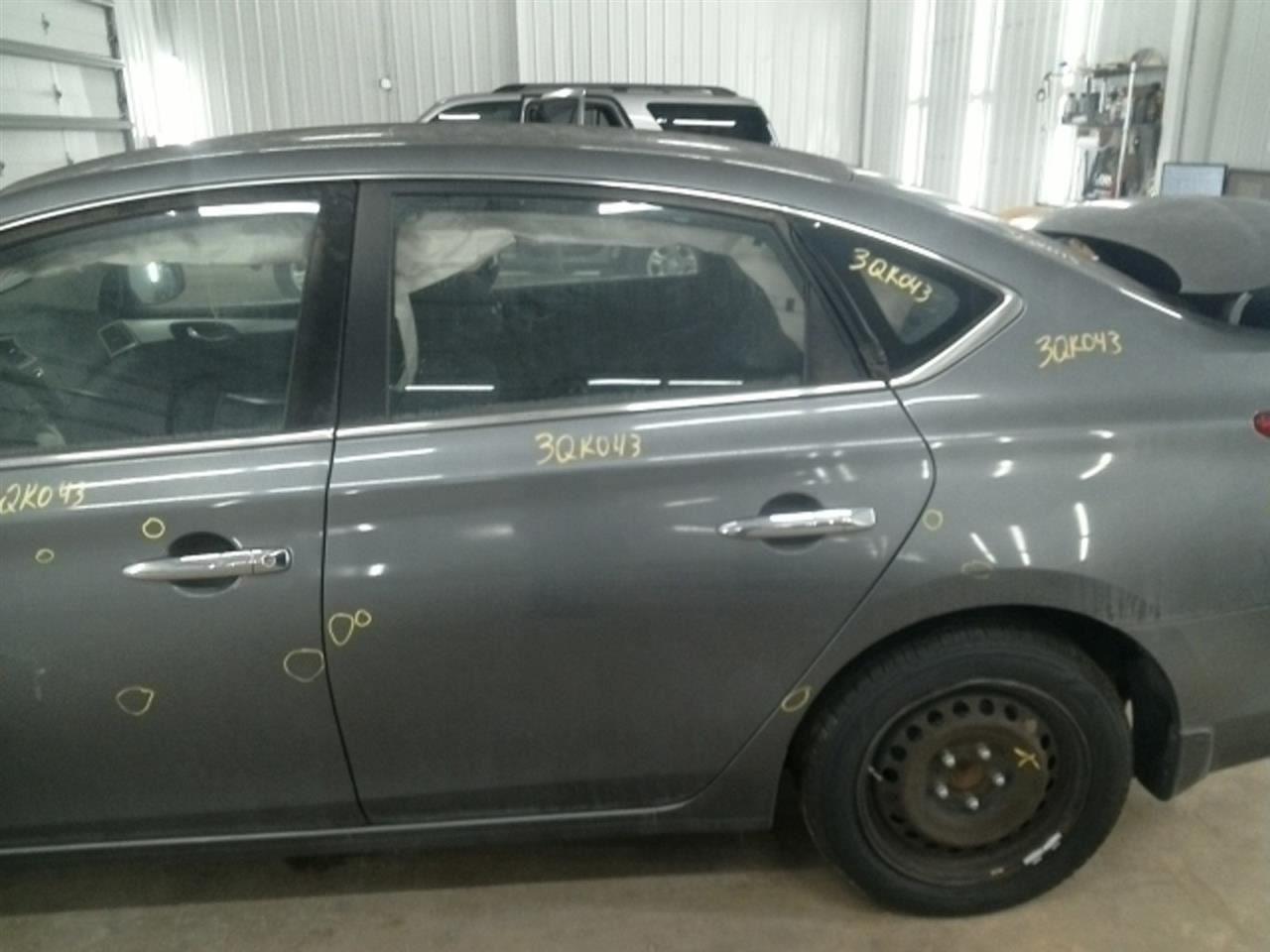 Passenger Right Front Spindle/Knuckle Fits 11-25 LEAF 104727338