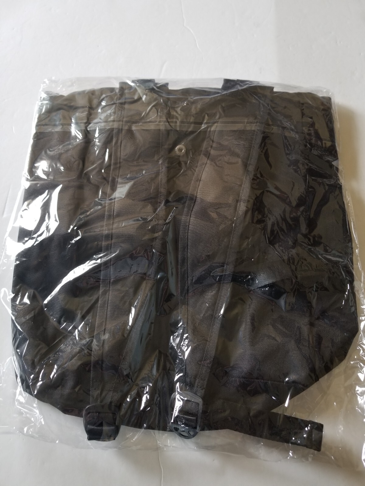 LOOT CRATE THE BATMAN EXPANDABLE BACKPACK NIP