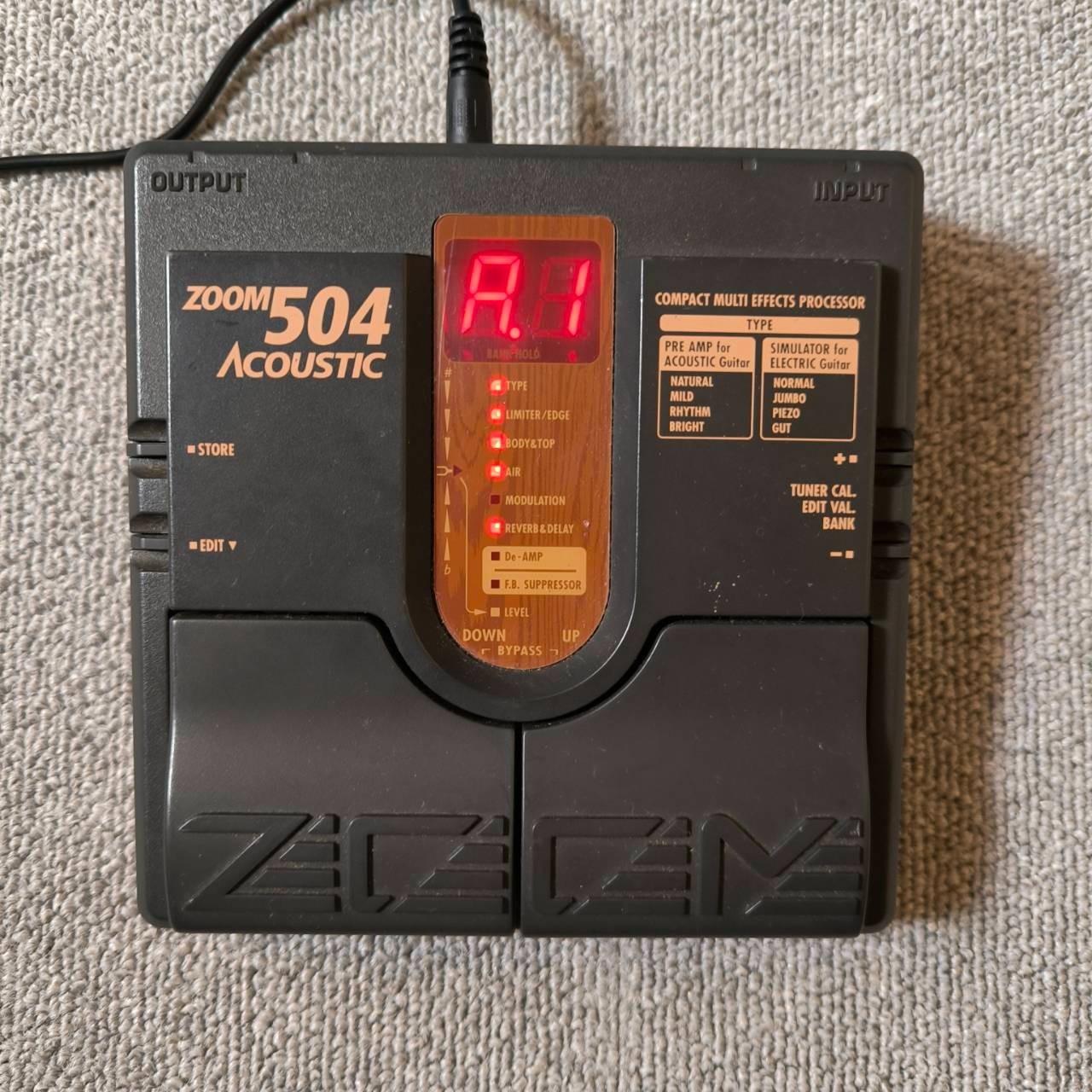 Zoom 504 Acoustic Guitar Effects Processer Compact Multi Effecter From JP ※READ