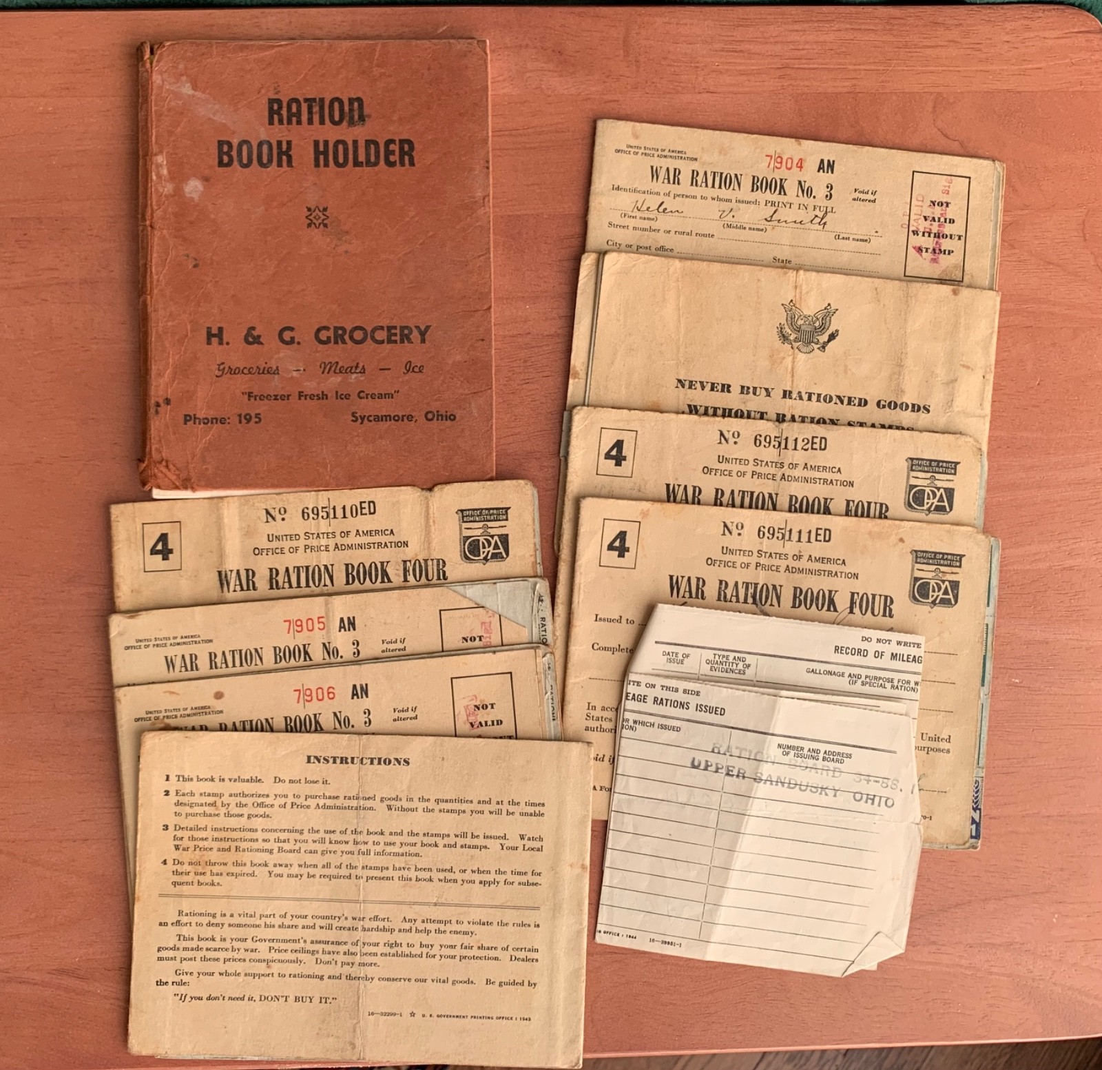 LOT  WWII War Ration Book Holder Advertising H & G Groceries OH Fairyland  1940s