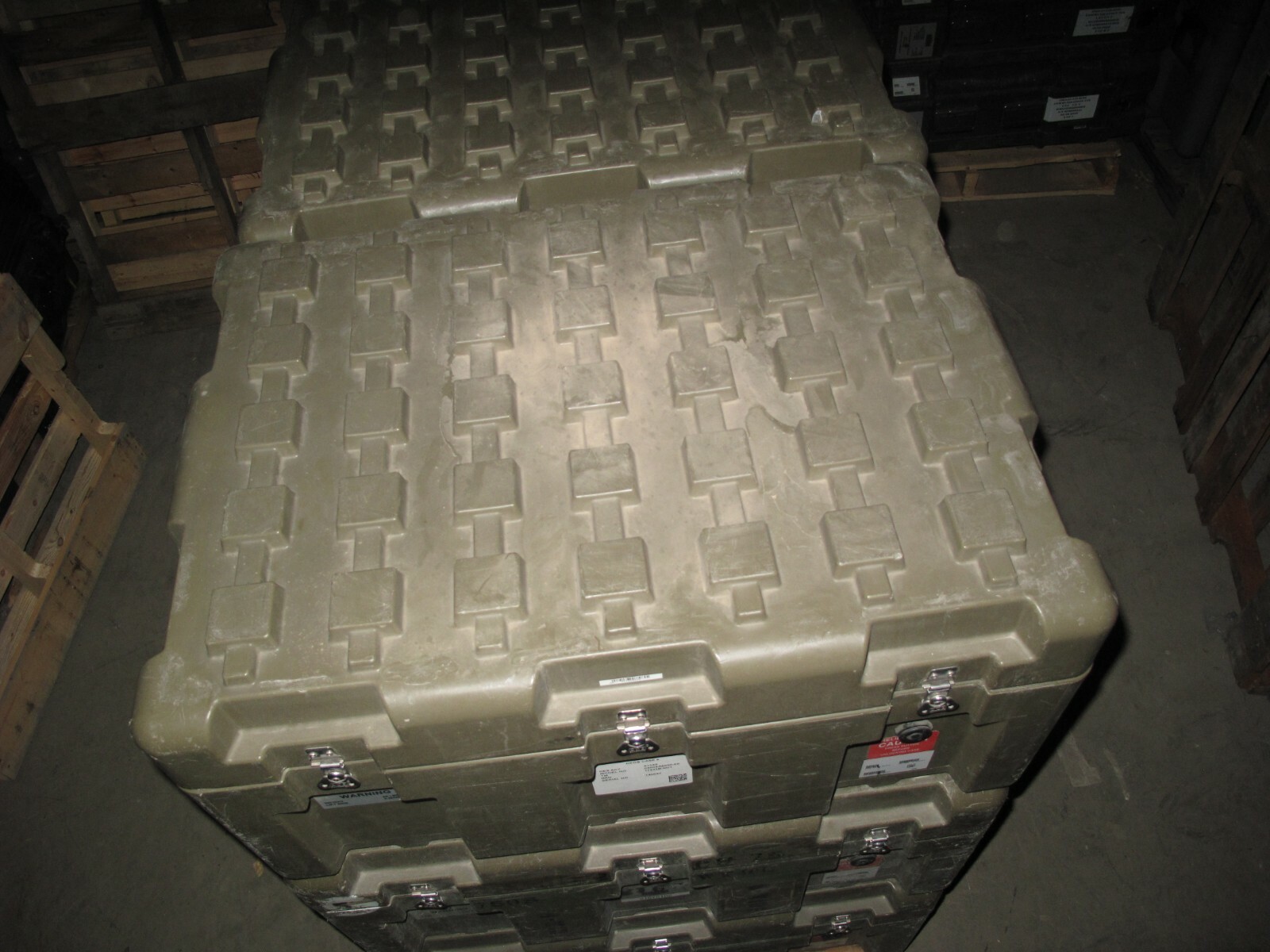 ECS Loadmaster Roto Molded Plastic Hard Case 34x25x17 Hard Equipment