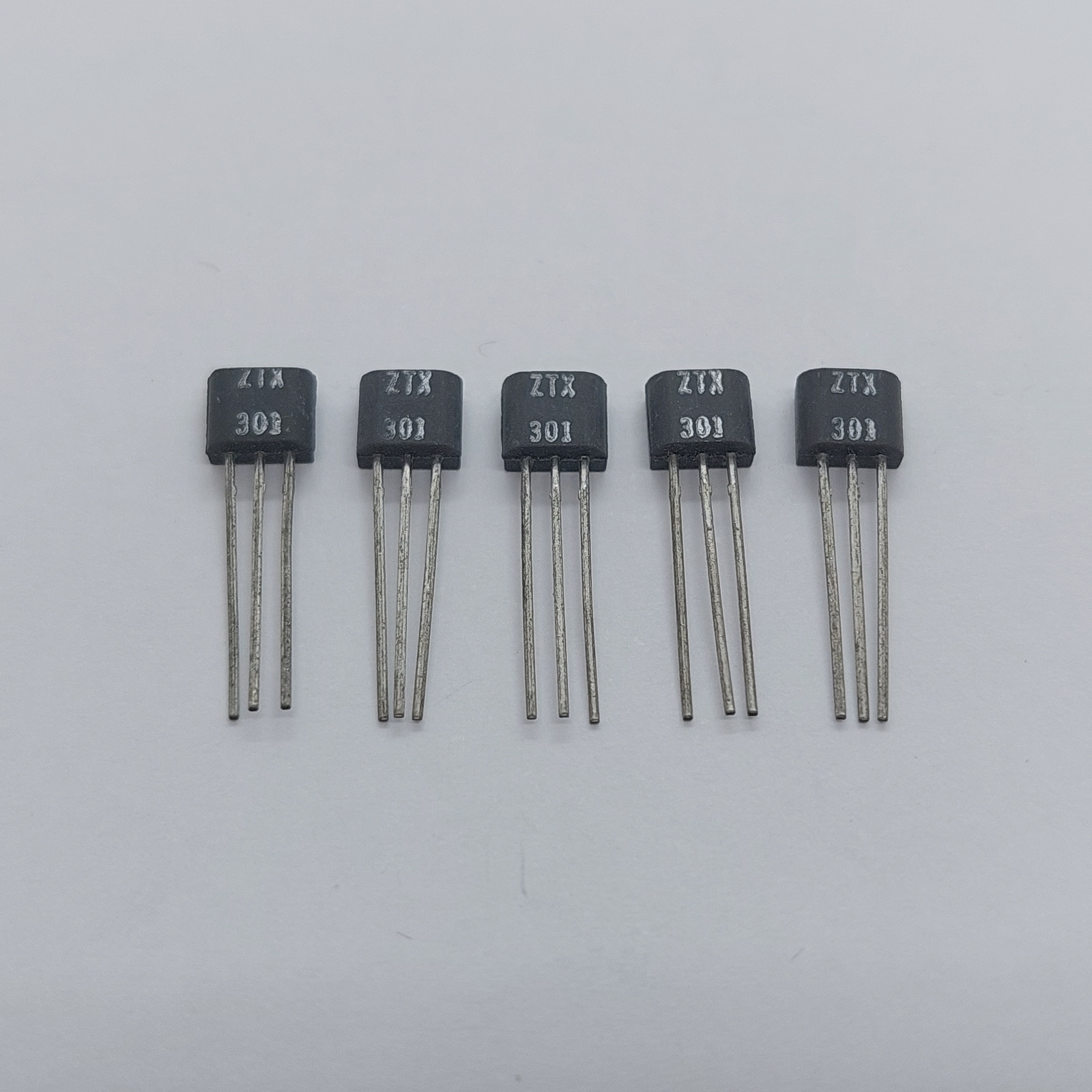ZTX301 FERRANTI TRANSISTOR X 5 PCS