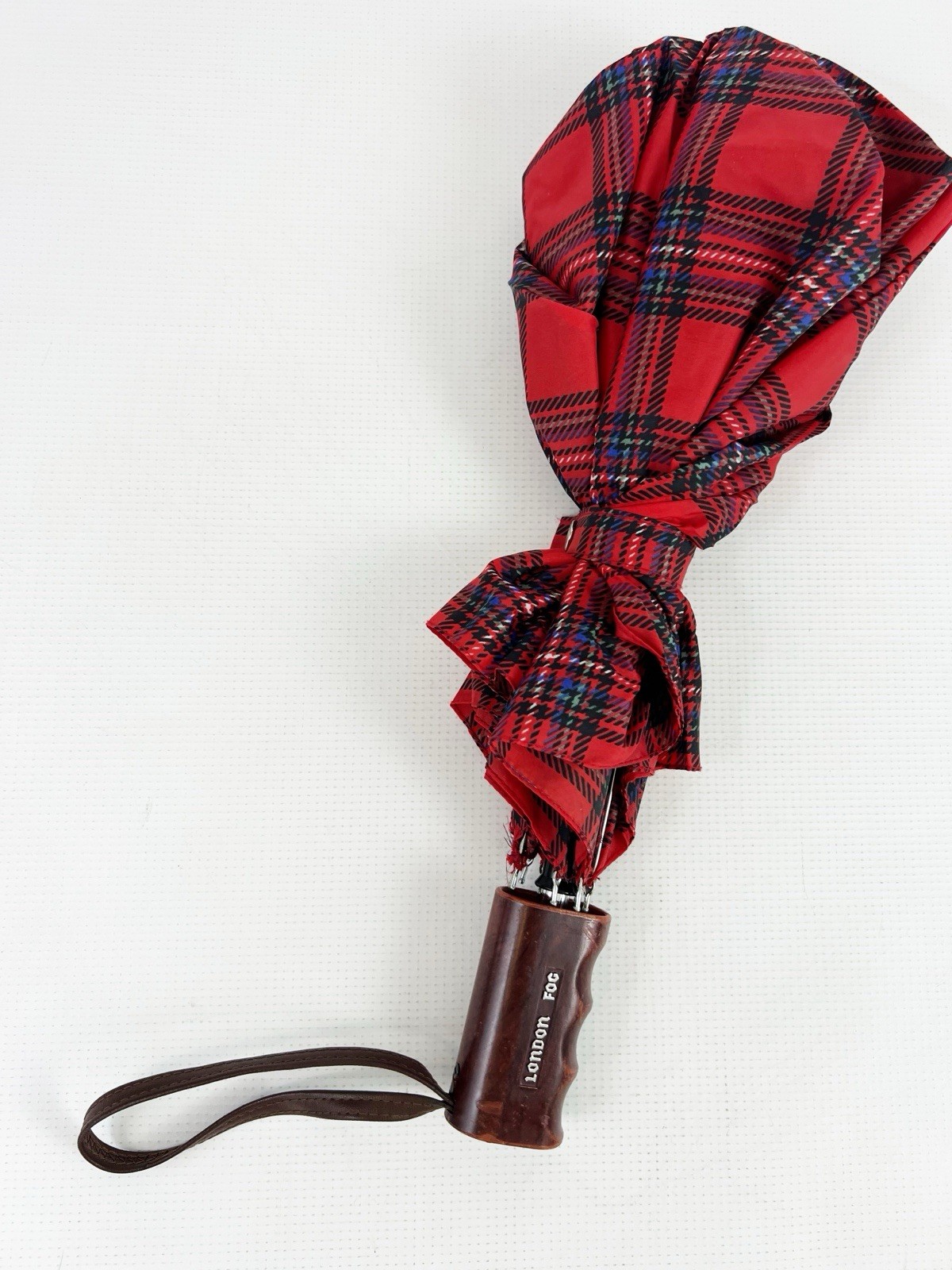 Vintage LONDON FOG UMBRELLA Red Tartan Manual Open With Strap Trendy Preppy