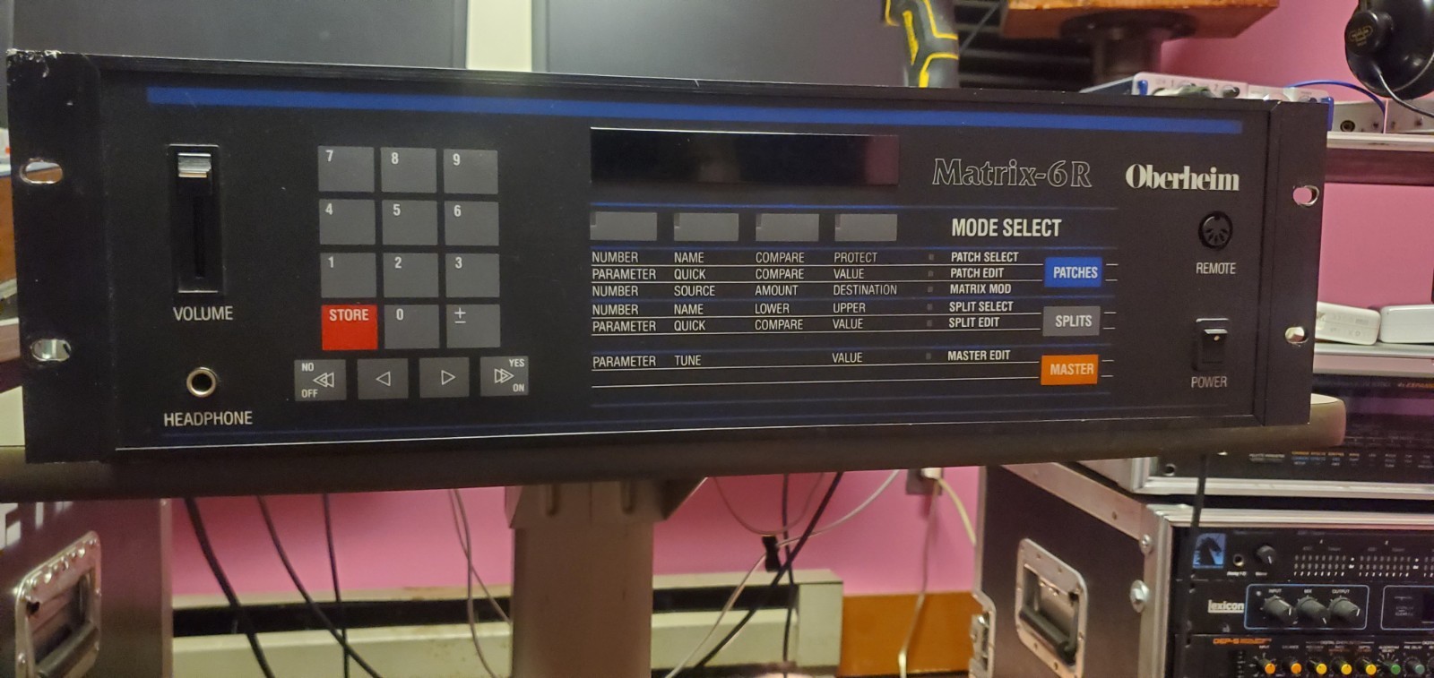 Oberheim Matrix-6R Analog Synthesizer