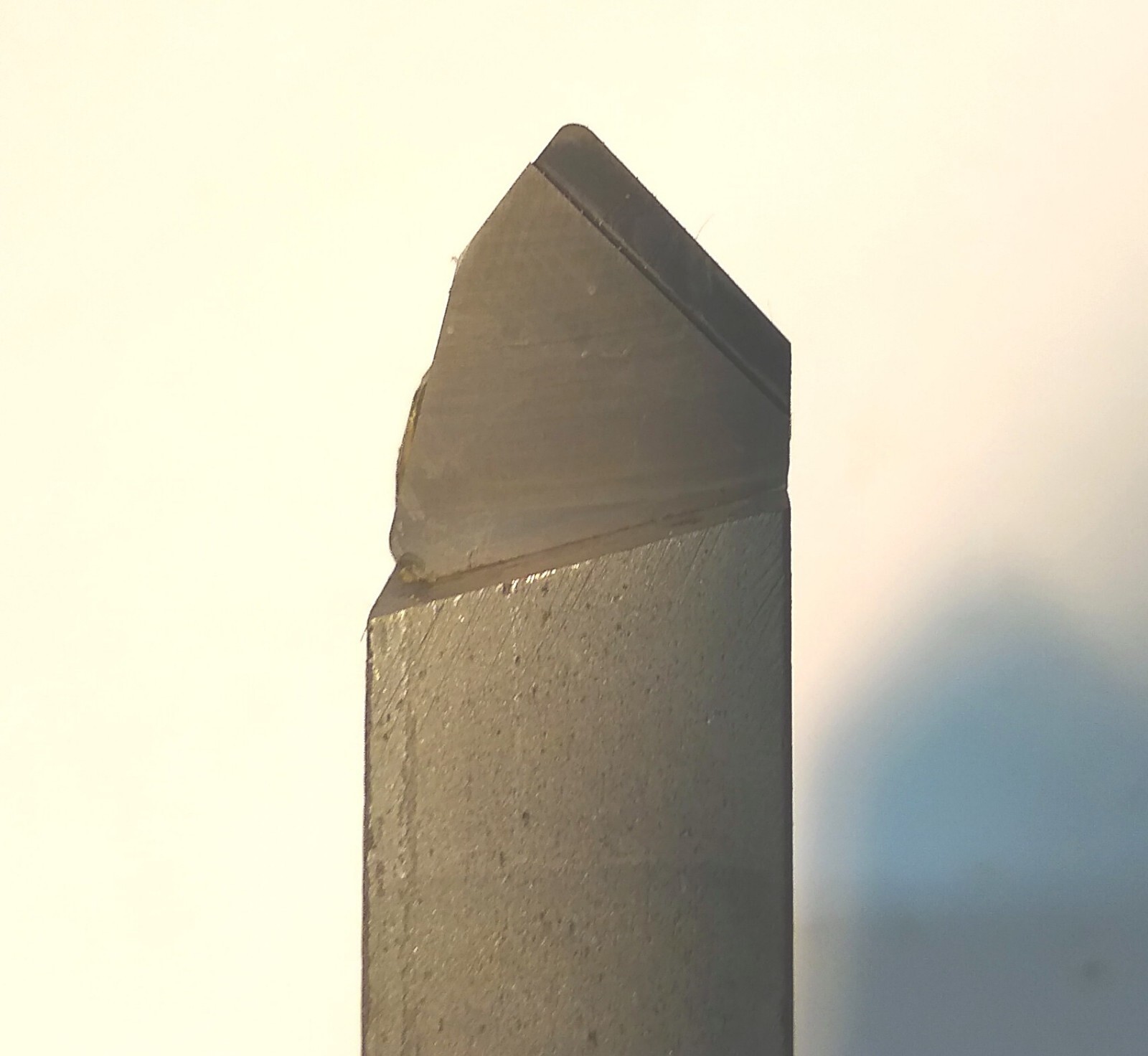 (1) Brazed Carbide Tipped Lathe Tool Cutter Bit 5/8" Square shank Turning facing