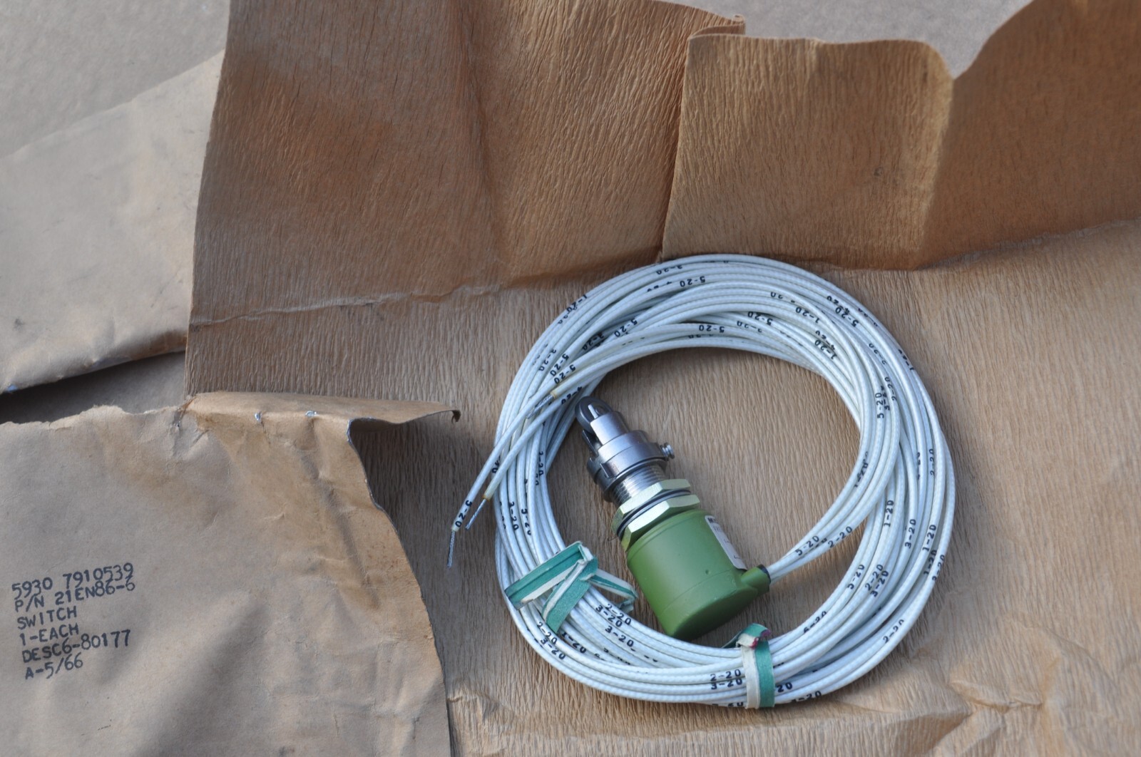HONEYWELL MICROSWITCH 21EN86-6  C-130 HERCULES SWITCH NEW