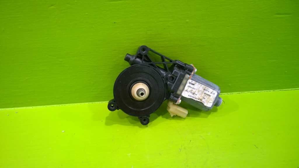 14 15 16 MALIBU LT 2.5L AT PASSENGER RIGHT FRONT WINDOW MOTOR OEM 2505-49