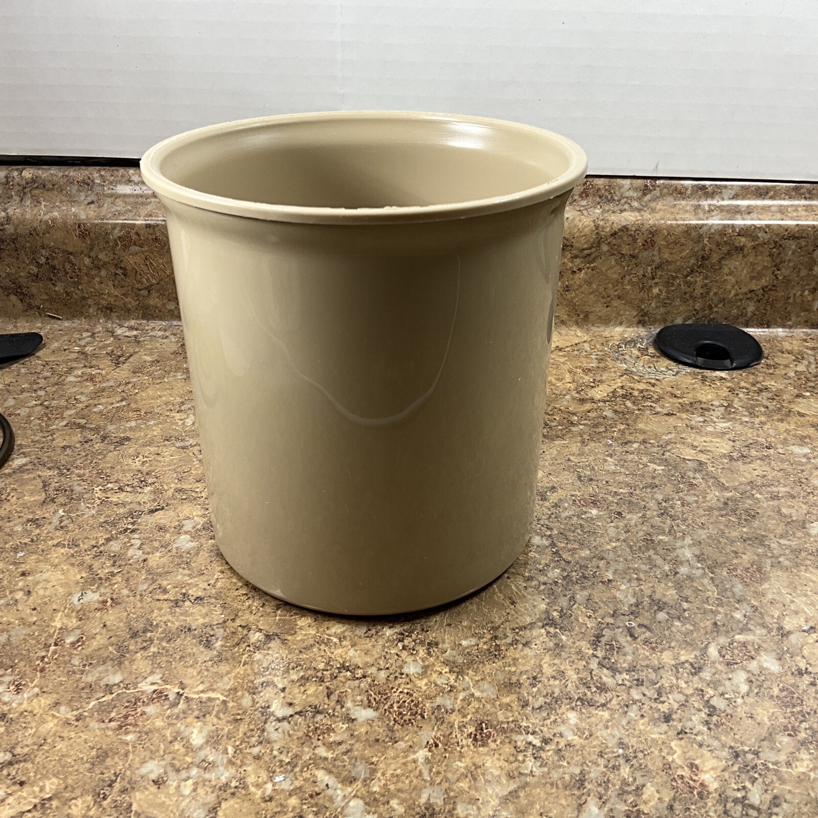 Continental Carlisle No341-ppy No301-san 5.25” Tall Crock Insert