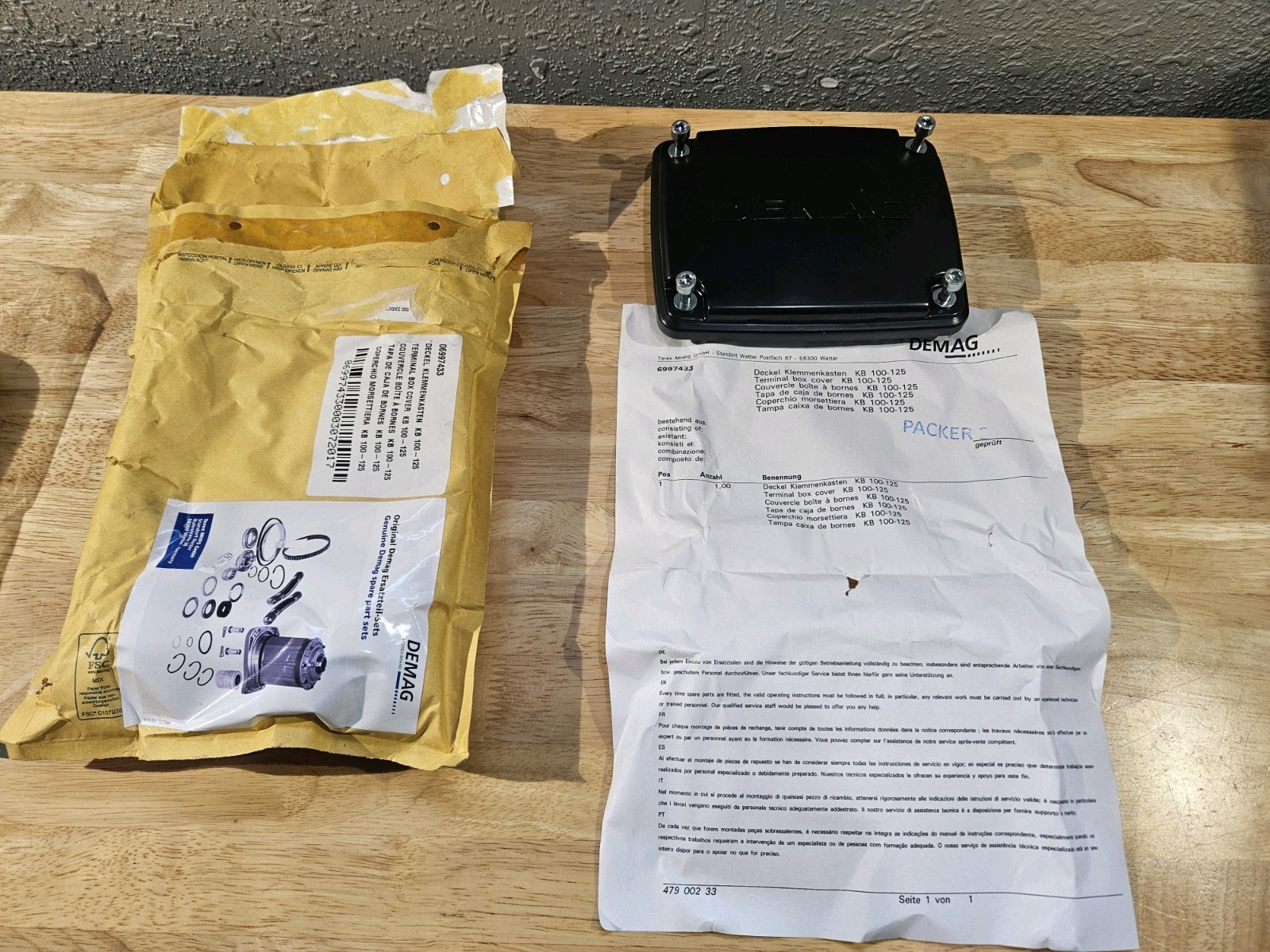 Deckel Klemmenkasten Terminal Box Cover KB100-125 Crane Lift Parts Free Shipping