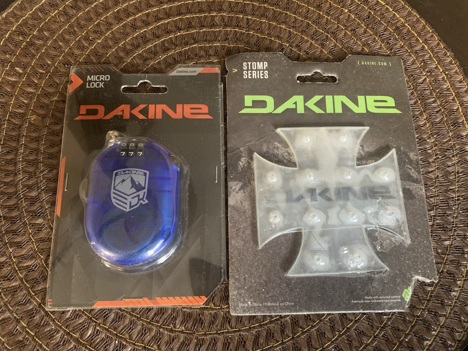 Dakine Ski Snowboard Lock Retractable Compact 3-Digit Combo Cool Lock/ Stomp Pad