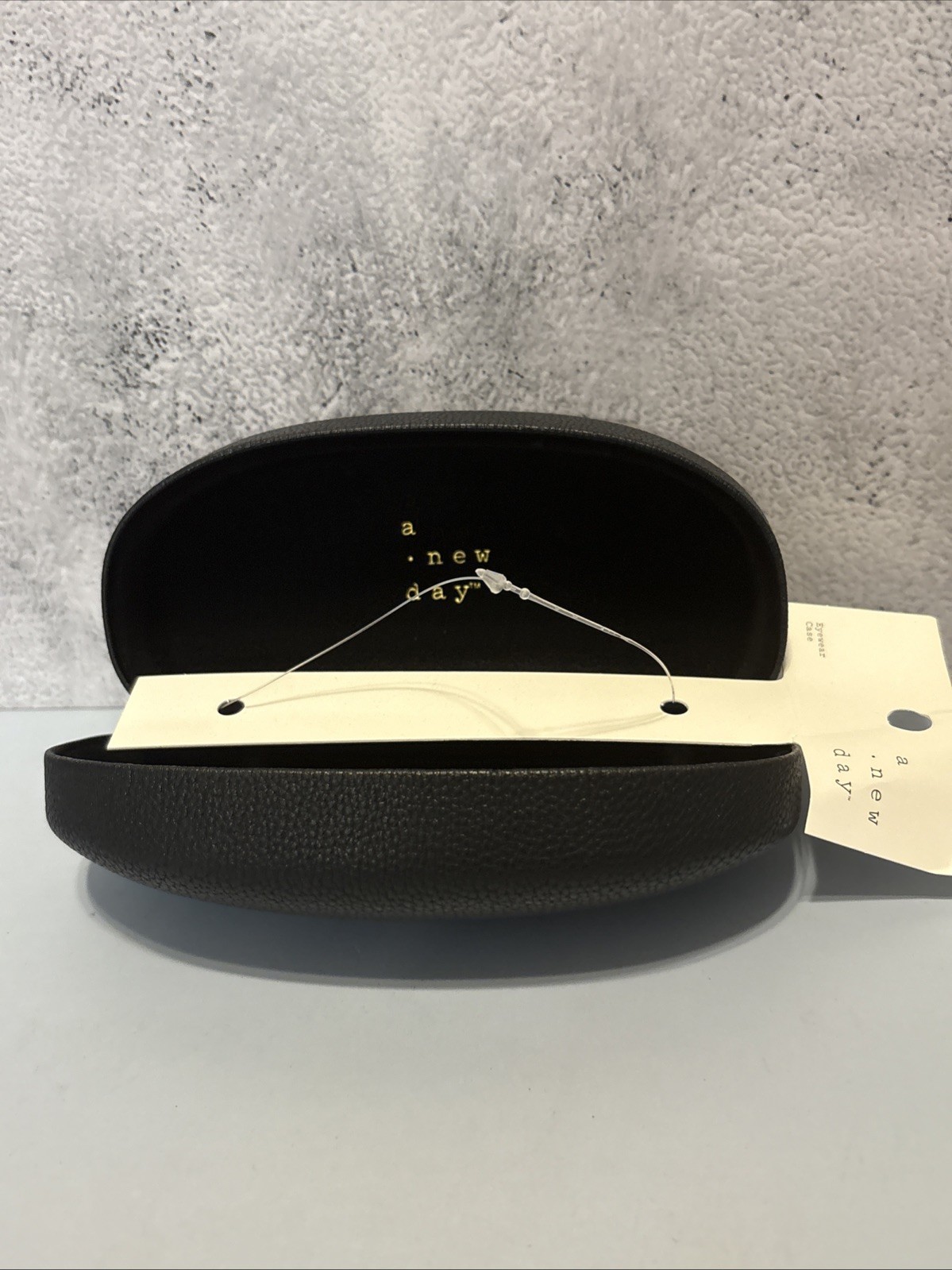Hard Clamshell Eyeglasses Case In Black A New Day NWT