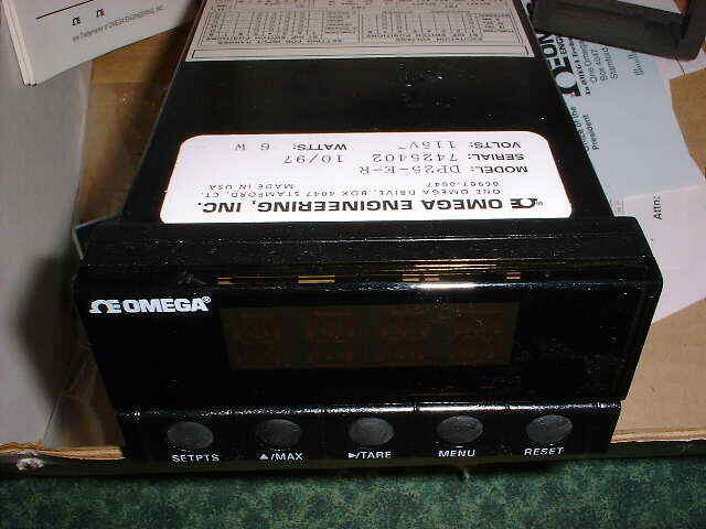 NEW Omega Process Meter - DP25-E-R - 120 VAC (17270-H2)
