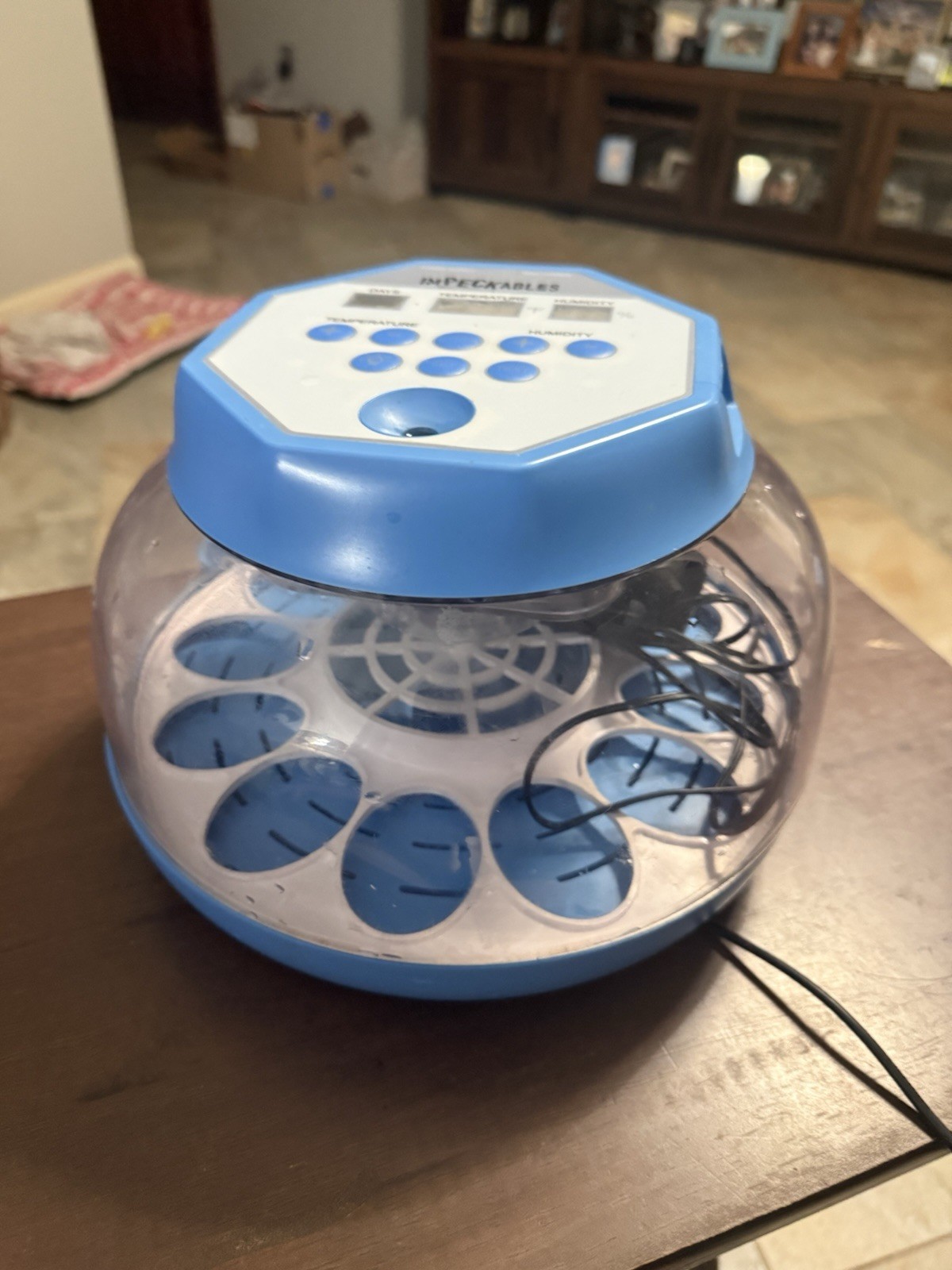 Impeckables 12-Egg Automatic Incubator with Candling Light Display