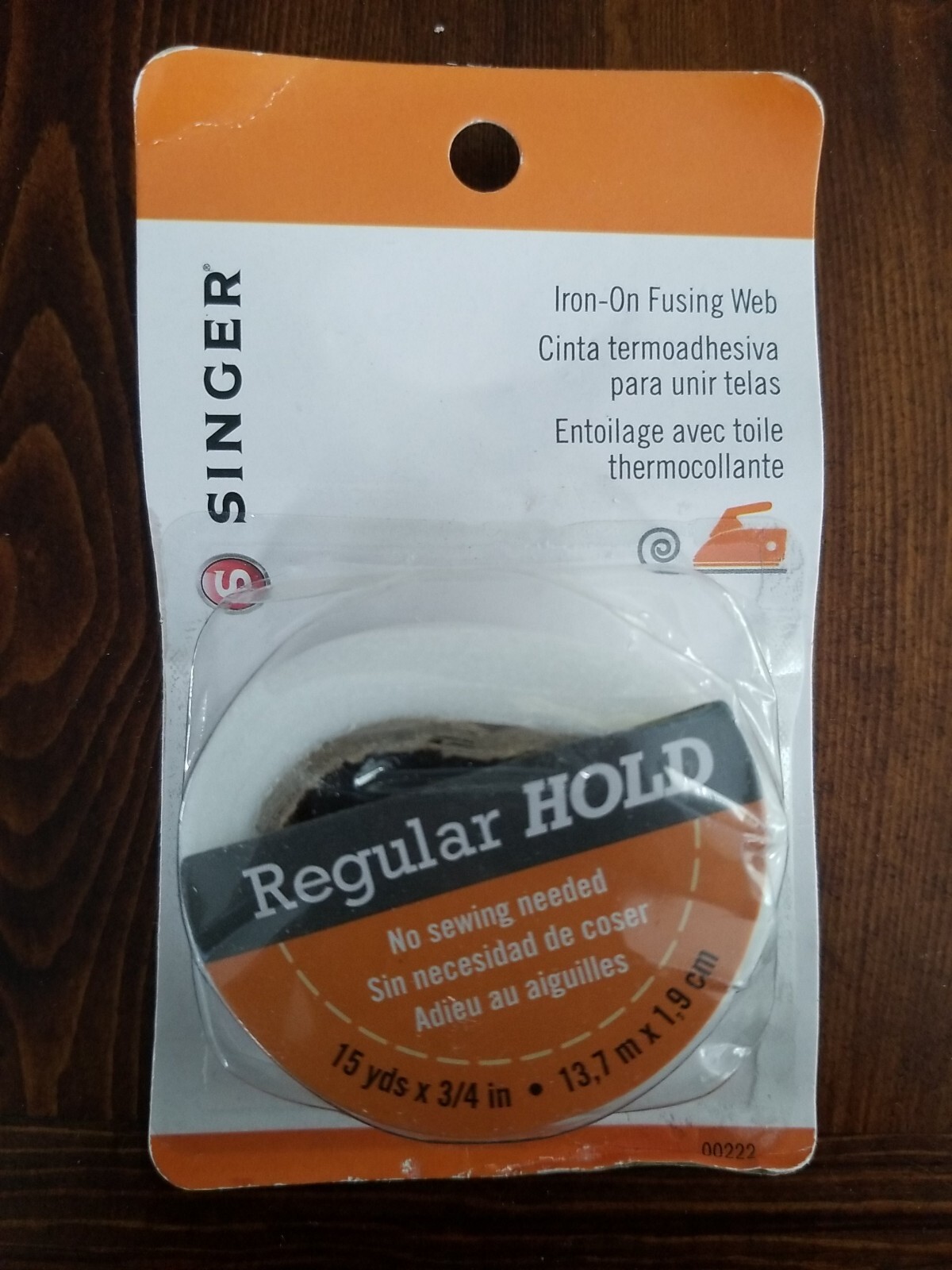 SINGER IRON-ON FUSING WEB - REGULAR HOLD 15 YDS X 3/4" #00222