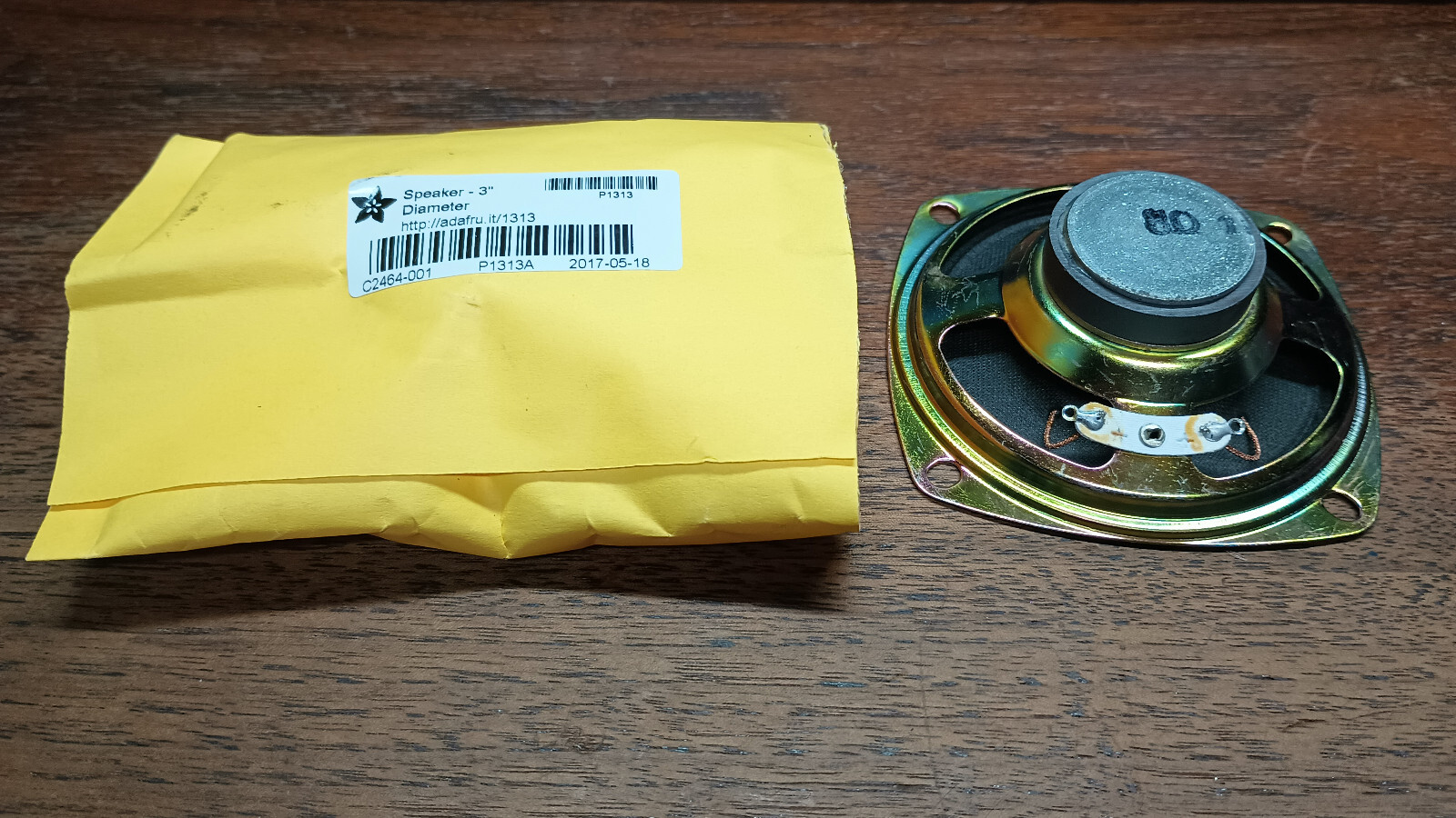 PAIR 3 Inch Diameter Speakers. 8 Ohm 1 Watt. For Replacement, Small Projects etc