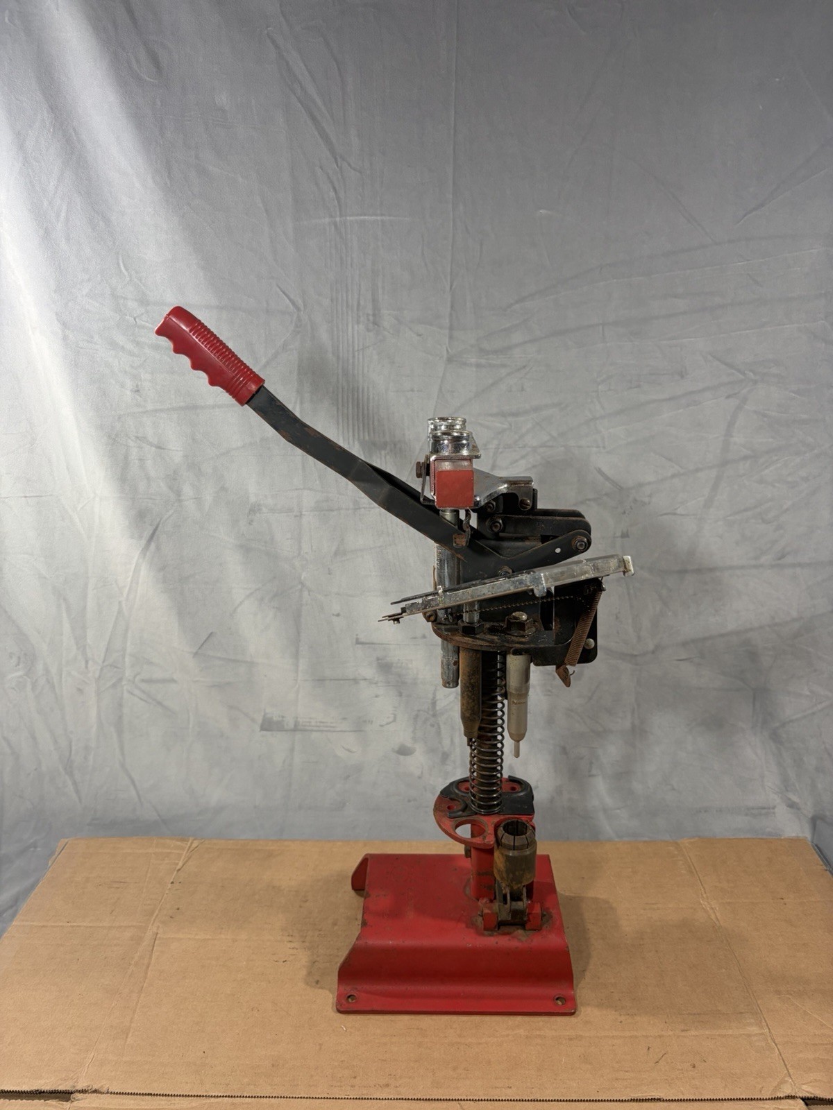 MEC 12 GAUGE SIZEMASTER SM82 SINGLE STAGE SHOTGUN SHELL RELOADING PRESS