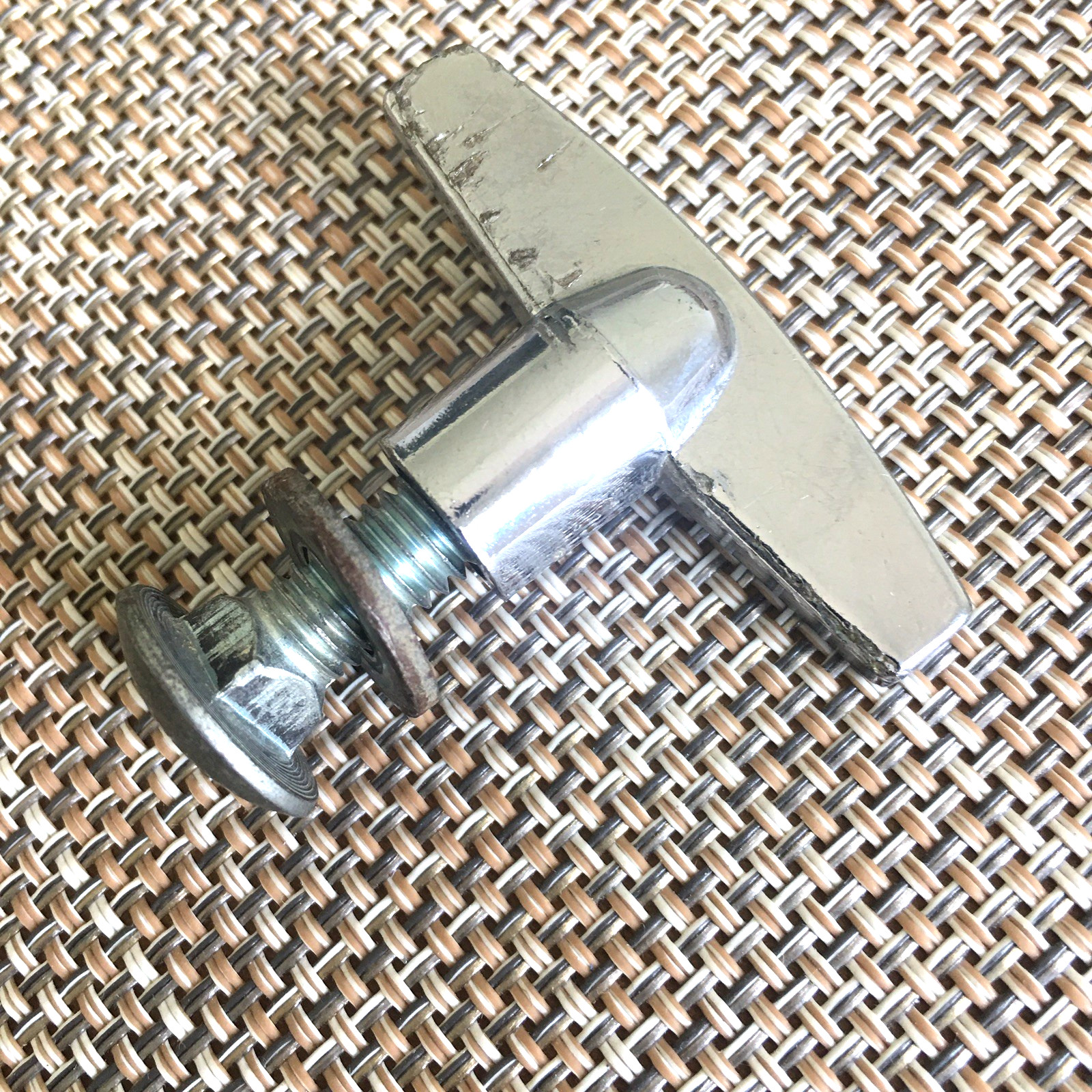1970s LUDWIG MOUNTING BOLT+WING NUT . PART OF DOUBLE TOM HOLDER MADE IN USA GOOD