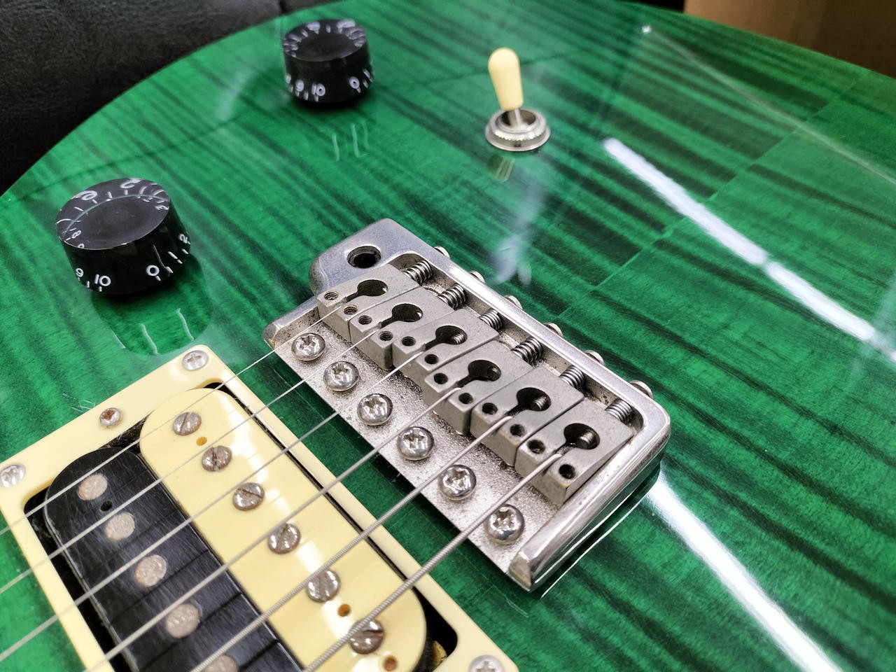 PAUL REED SMITH SE CC 24 FLAT TOP SE CC 24 FLAT TOP