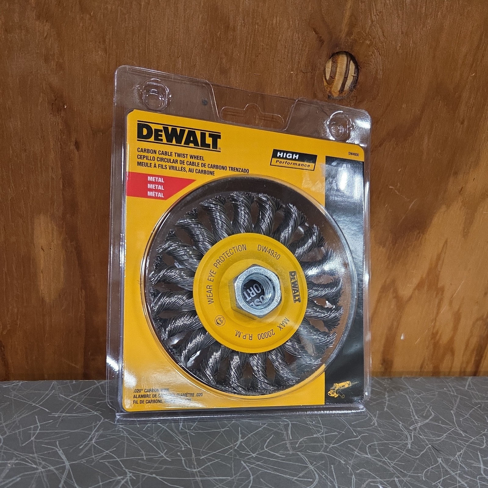 DeWalt DW4930 Carbon Cable Twist Wire Wheel 4"