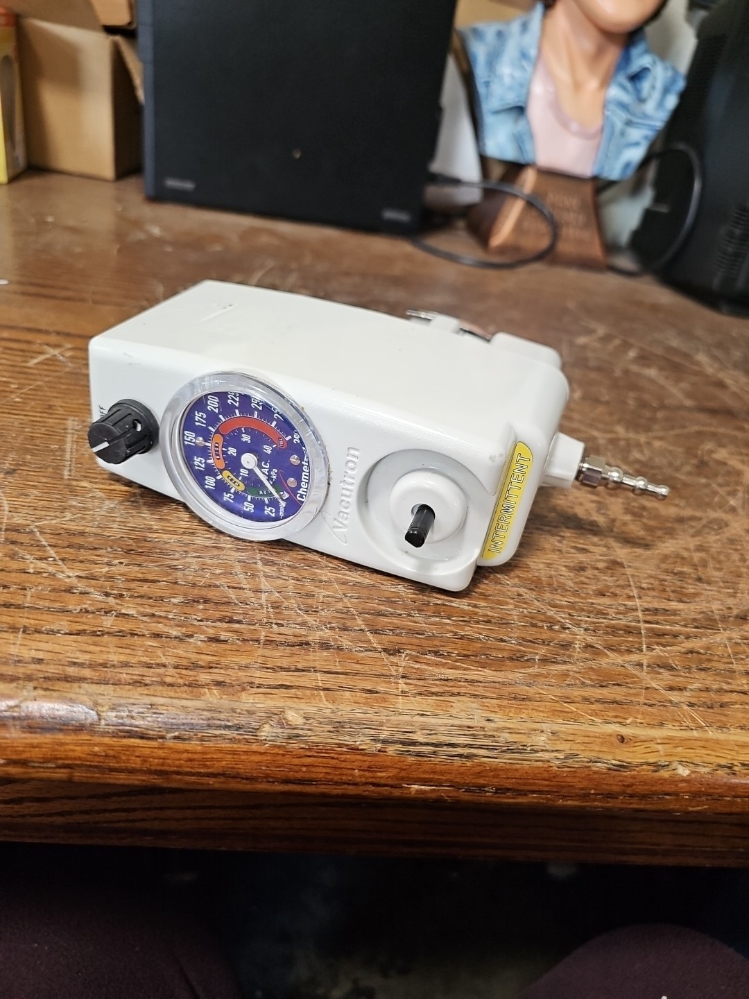 Vacutron Intermittent Wall Suction Unit 22-16-1108