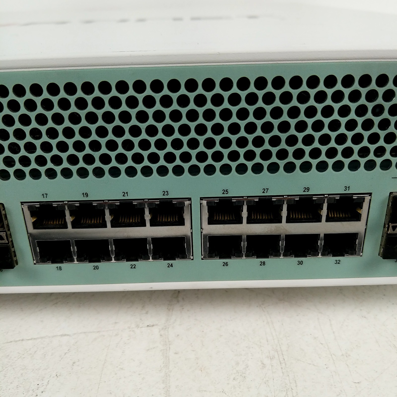 Fortinet FortiGate 1500D FG-1500D Firewall VPN Appliance Network Security Unit