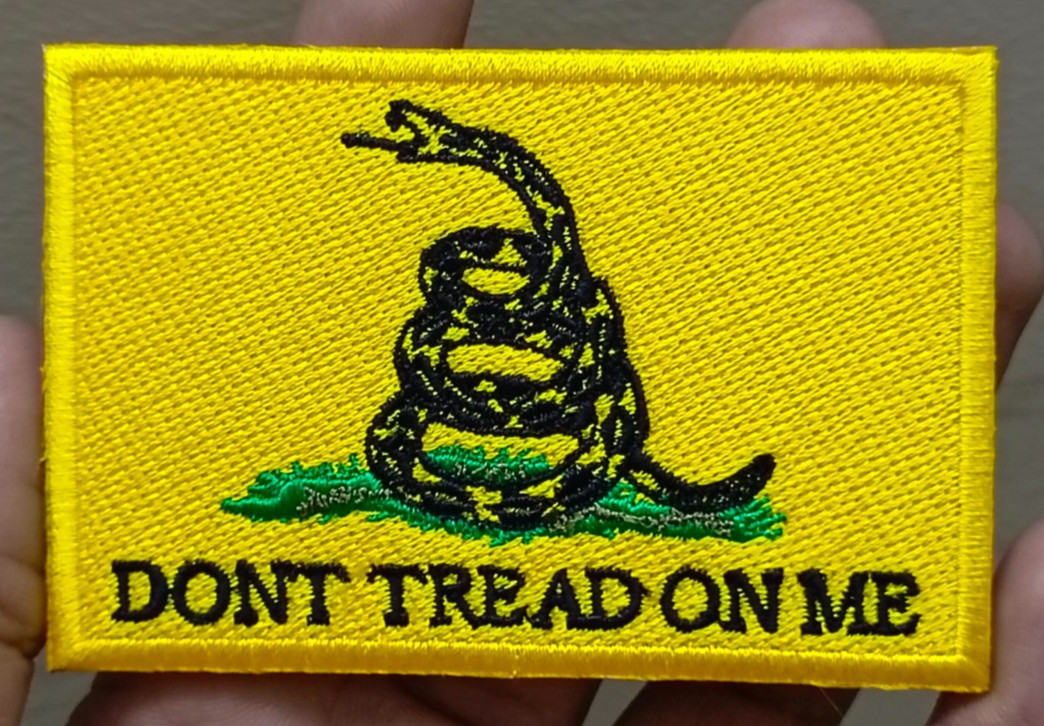 DONT TREAD ON ME GADSDEN FLAG Iron On Patch - Sew Patch - Embroidered Patch