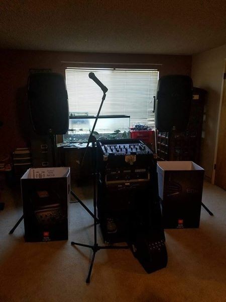 Dj equipment