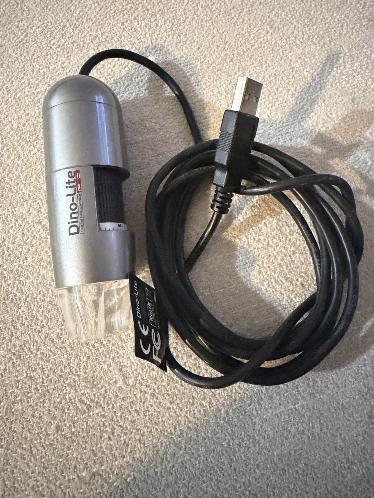 Dino-lite Digital Microscope Pro AM-411T Plugged In And Had Power
