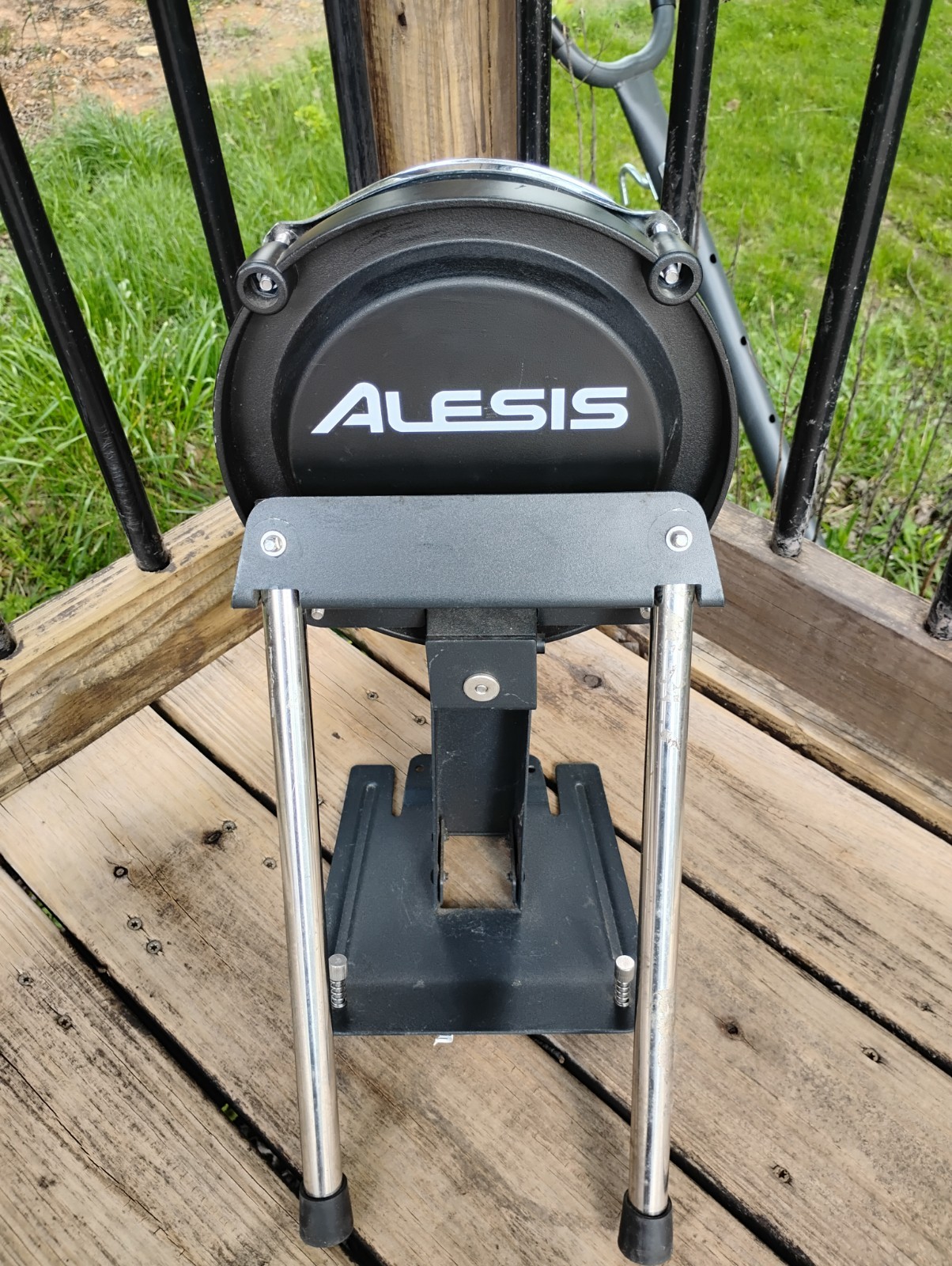 Alesis 8” Kick Drum Pad Trigger
