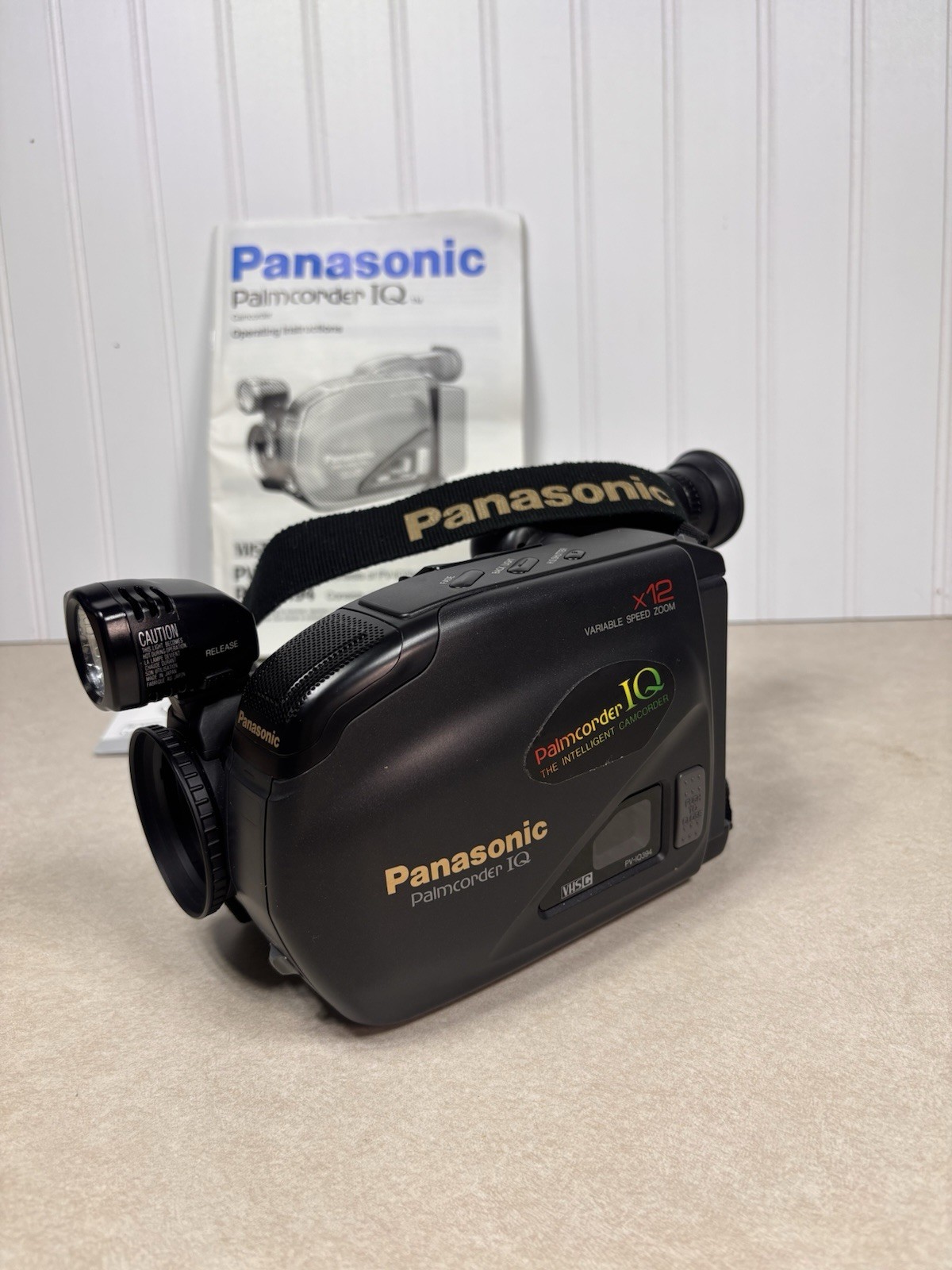 Panasonic Palmcorder IQ Intelligent Camcorder /Instructions NO BATTERY UNTESTED