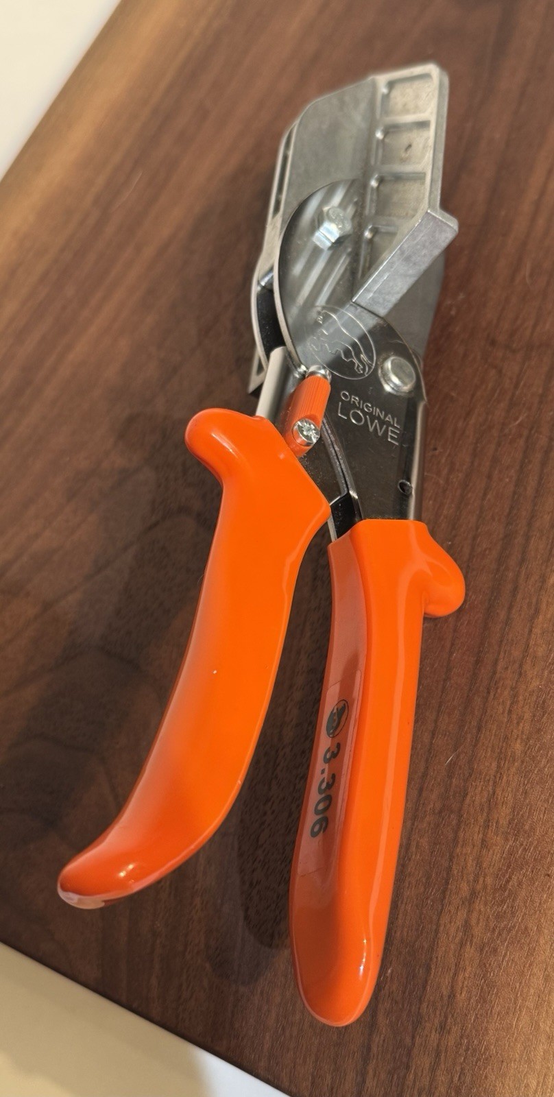 Original Löwe 3.306 Professional German Anvil-style Shear with 90 degree Stops