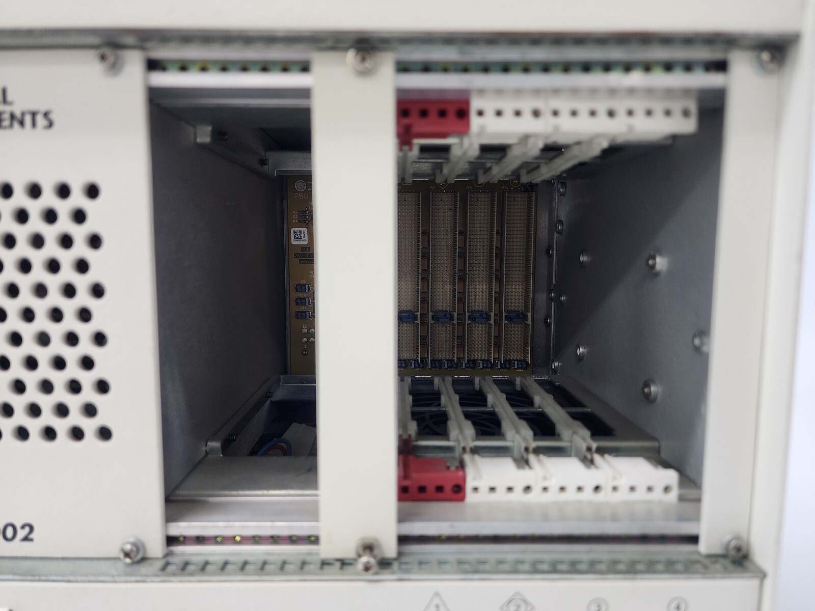 Ni PXI-1002 PXI Chassis, Pxi-8331 Interface Module
