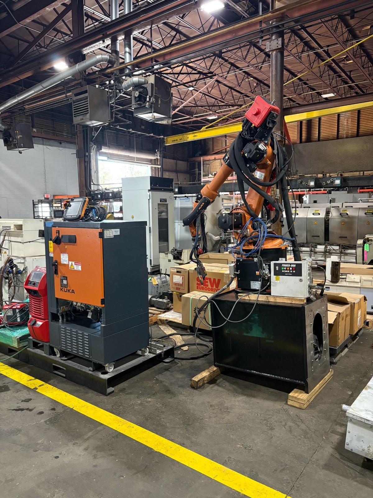 2017 KUKA KR 16 L8 ARC HW ROBOT W/ KRC4 NA UL & FRONIUS TPS 500I WELDER ROBOT