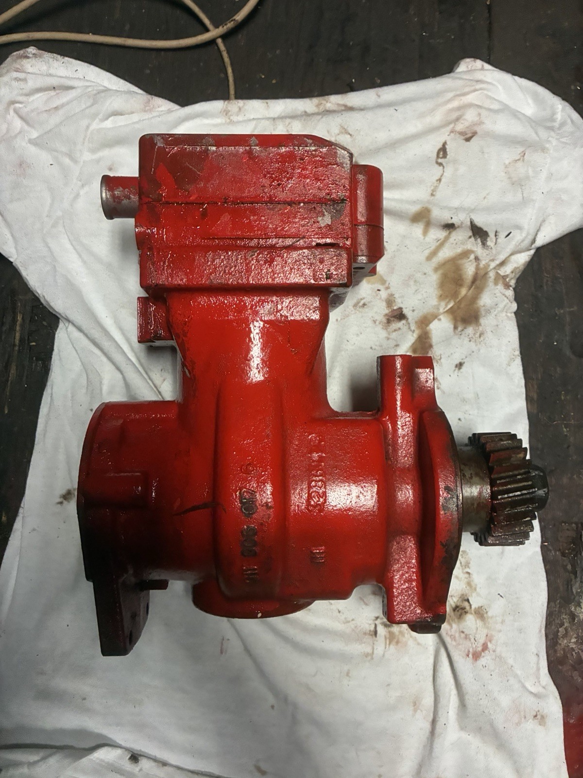 WABCO Hydraulic Pump Assembly w/ Splined Shaft, MPN 911 153 021 0